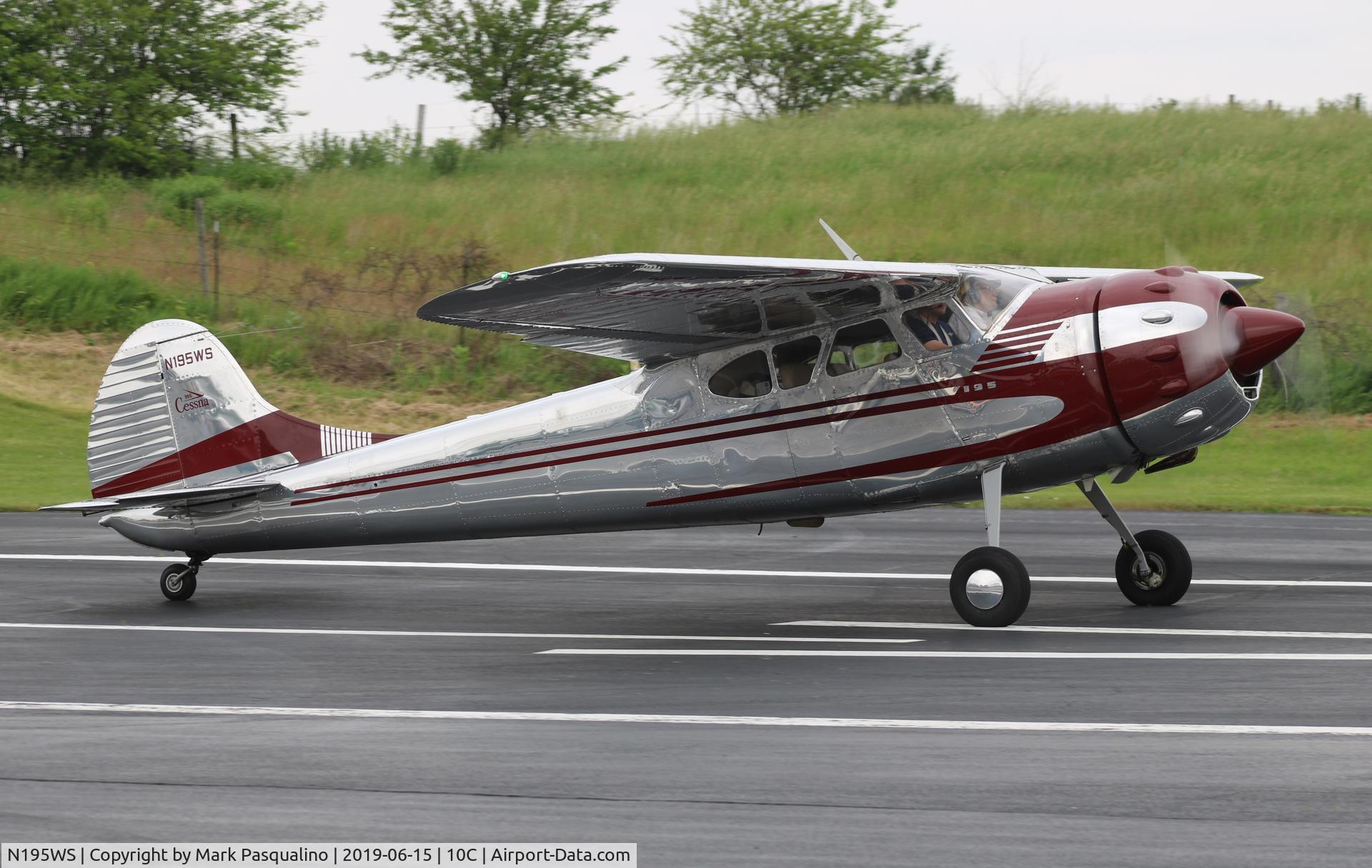 N195WS, 1952 Cessna 195B Businessliner C/N 7908, Cessna 195B