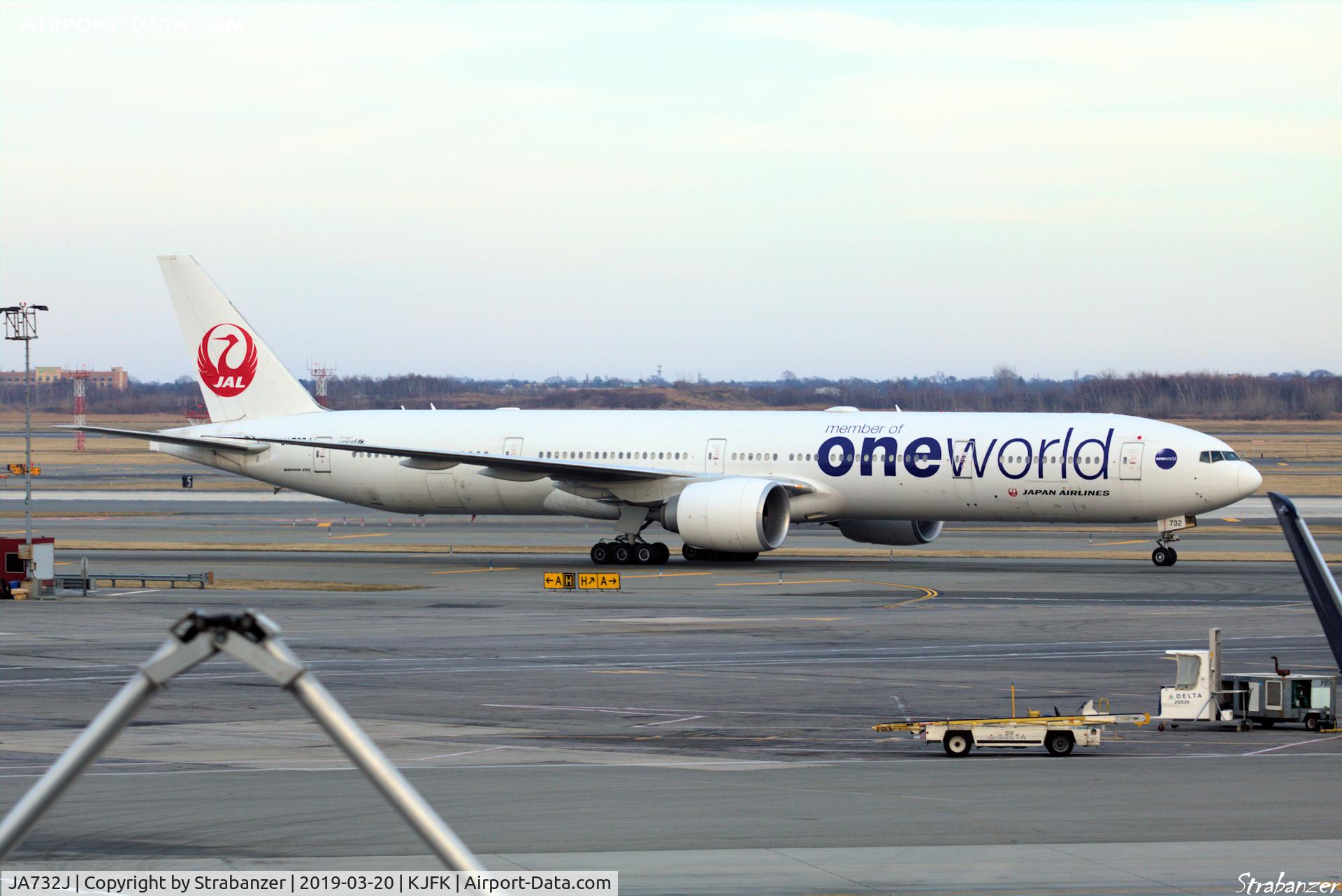 JA732J, 2002 Boeing 777-346/ER C/N 32430, Boeing 777-346ER  JA-732J of japan Airlines taxiing in at
KJFK 03/20/19
