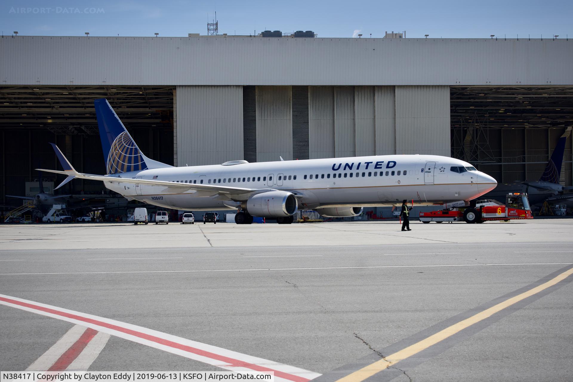 N38417, 2008 Boeing 737-924/ER C/N 31665, SFO 2019.