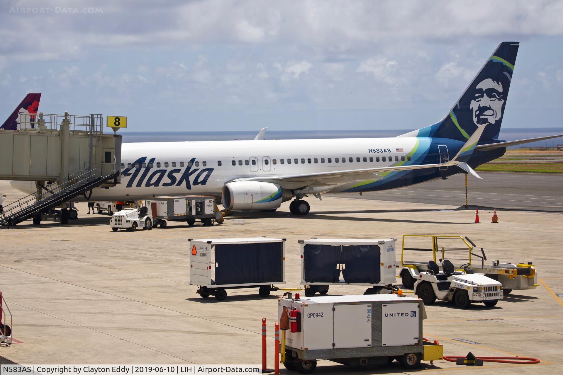 N583AS, 2007 Boeing 737-890 C/N 35681, LIH 2019.