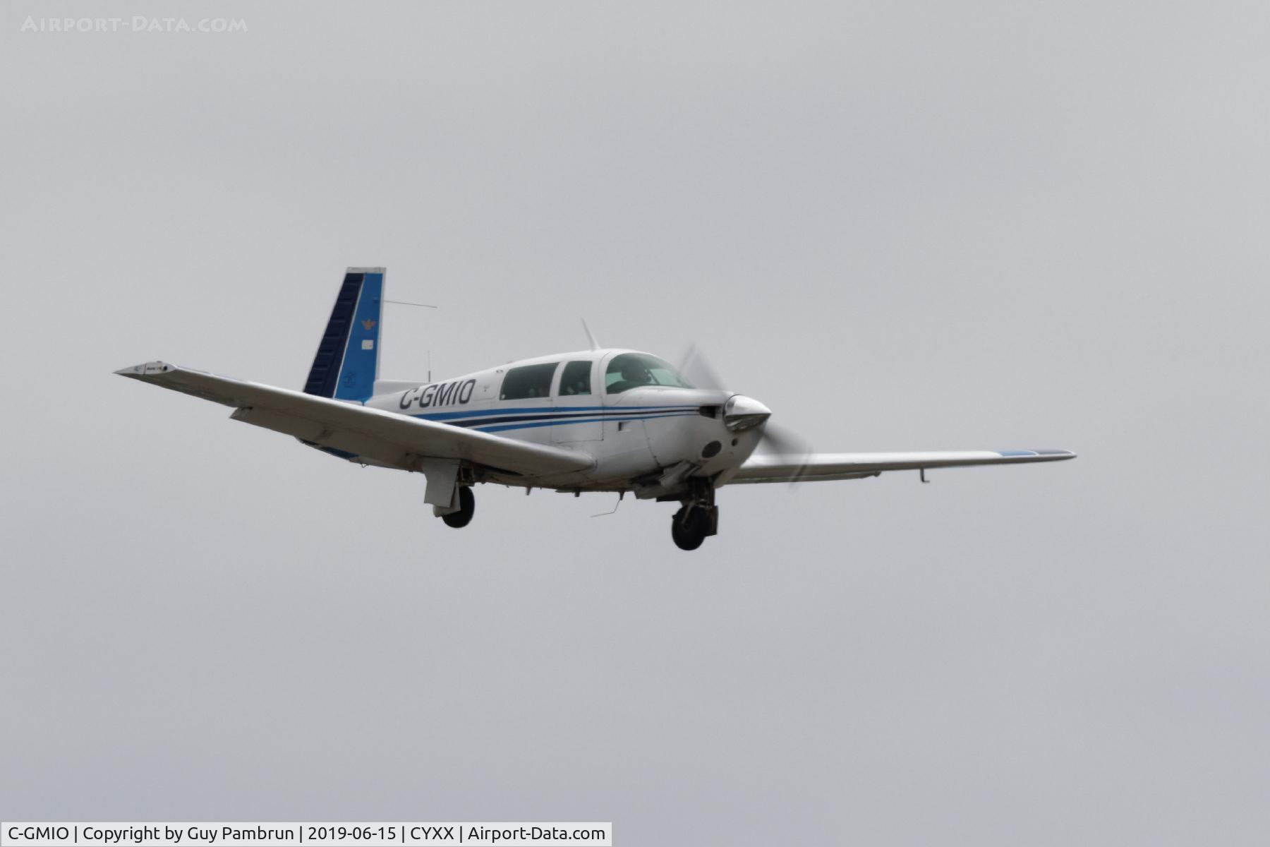 C-GMIO, 1977 Mooney M20J 201 C/N 24-0085, Landing