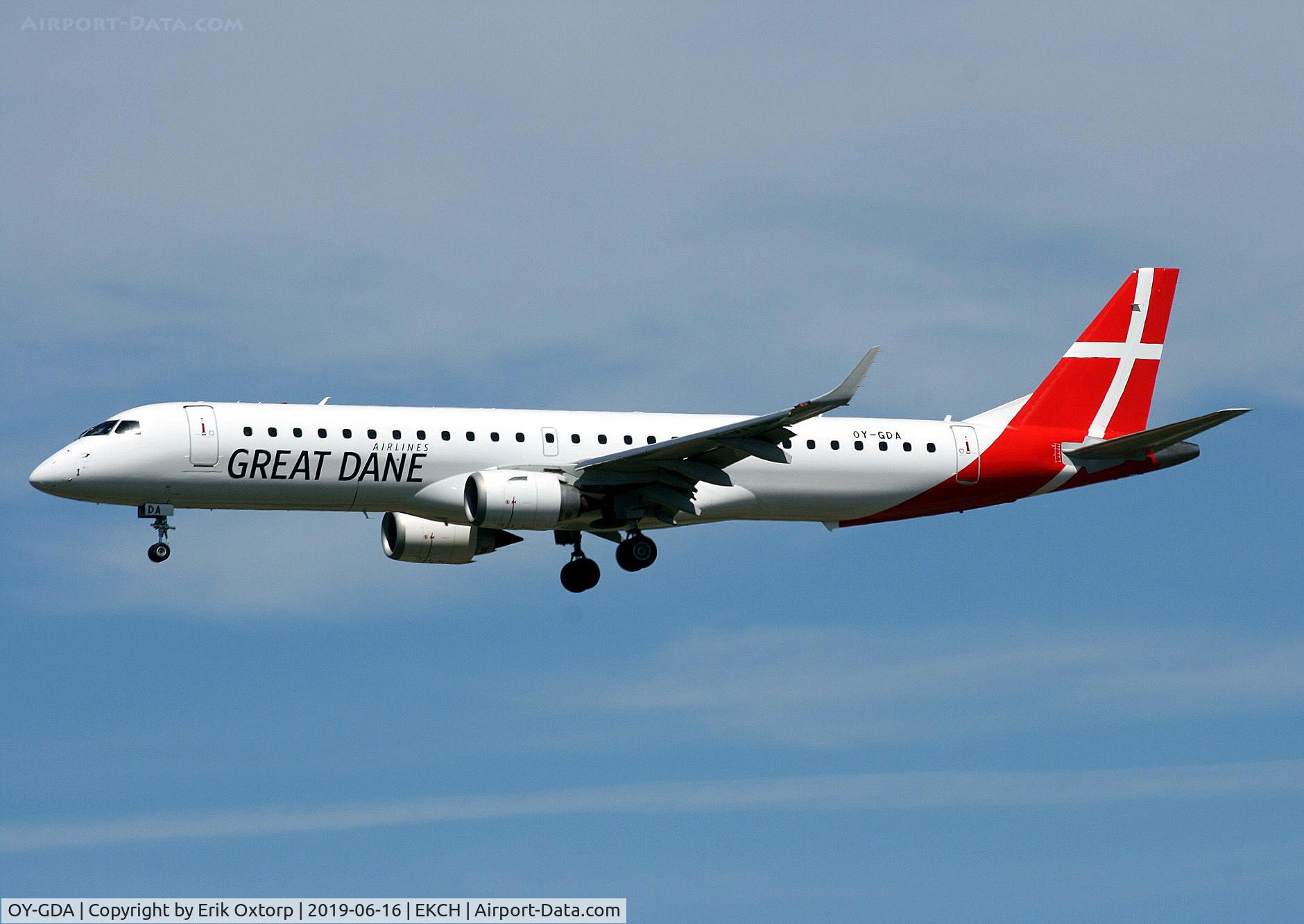 OY-GDA, 2008 Embraer 195LR (ERJ-190-200LR) C/N 19000213, OY-GDA first visit in CPH, landing rw 22L