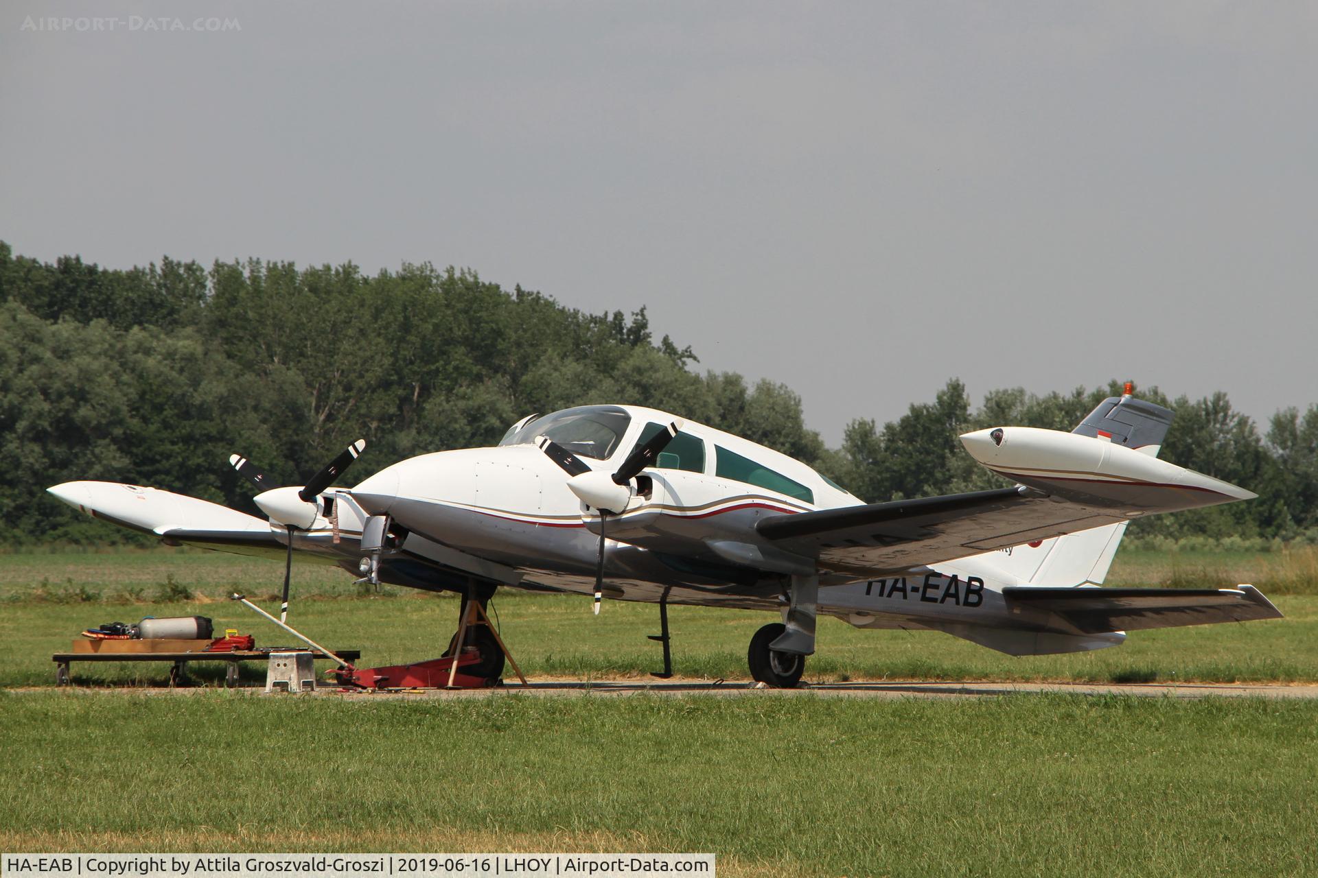 HA-EAB, 1972 Cessna 310Q C/N 310Q0490, LHOY - Öcsény Airport, Hungary