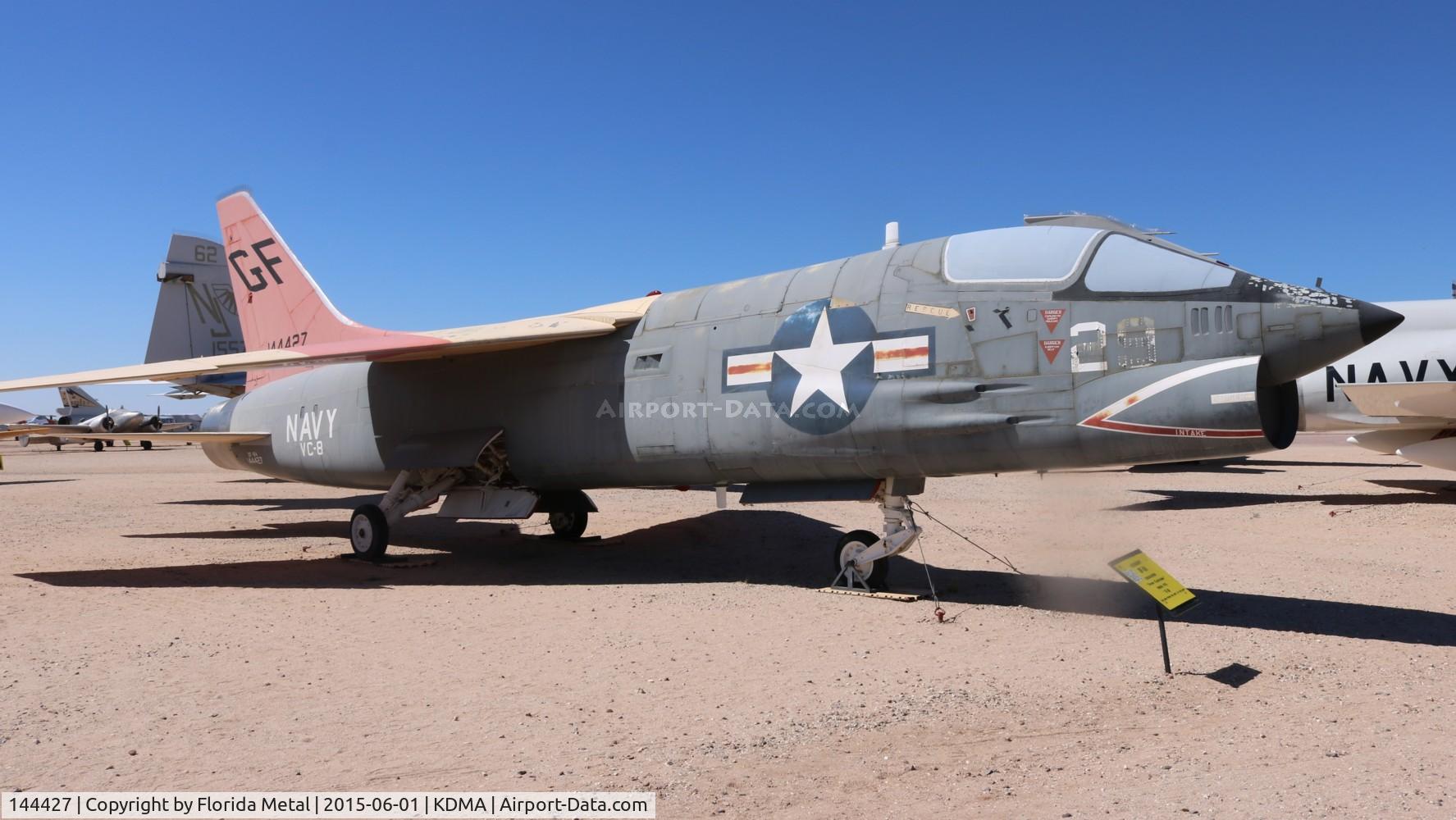 144427, Vought DF-8F Crusader C/N GF-29, DF-8F