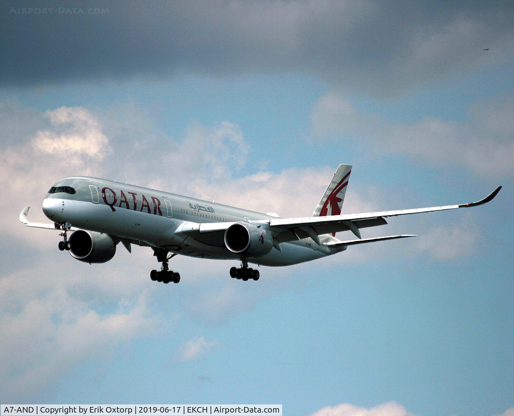 A7-AND, 2018 Airbus A350-1041 C/N 125, A7-AND landing rw 22L