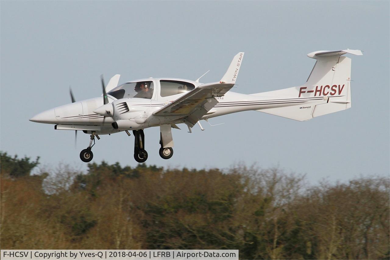 F-HCSV, 2008 Diamond DA-42 Twin Star C/N 42.371, Diamond DA-42 Twin Star, On final rwy 25L, Brest-Bretagne airport (LFRB-BES)