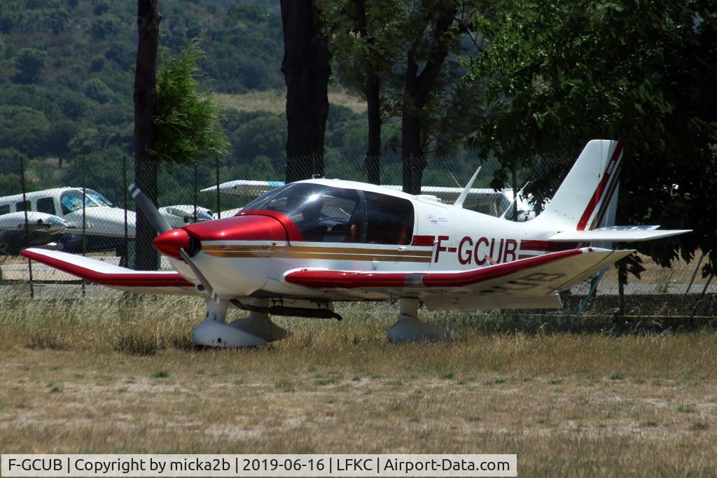 F-GCUB, Robin DR-400-180 Regent C/N 1500, Parked