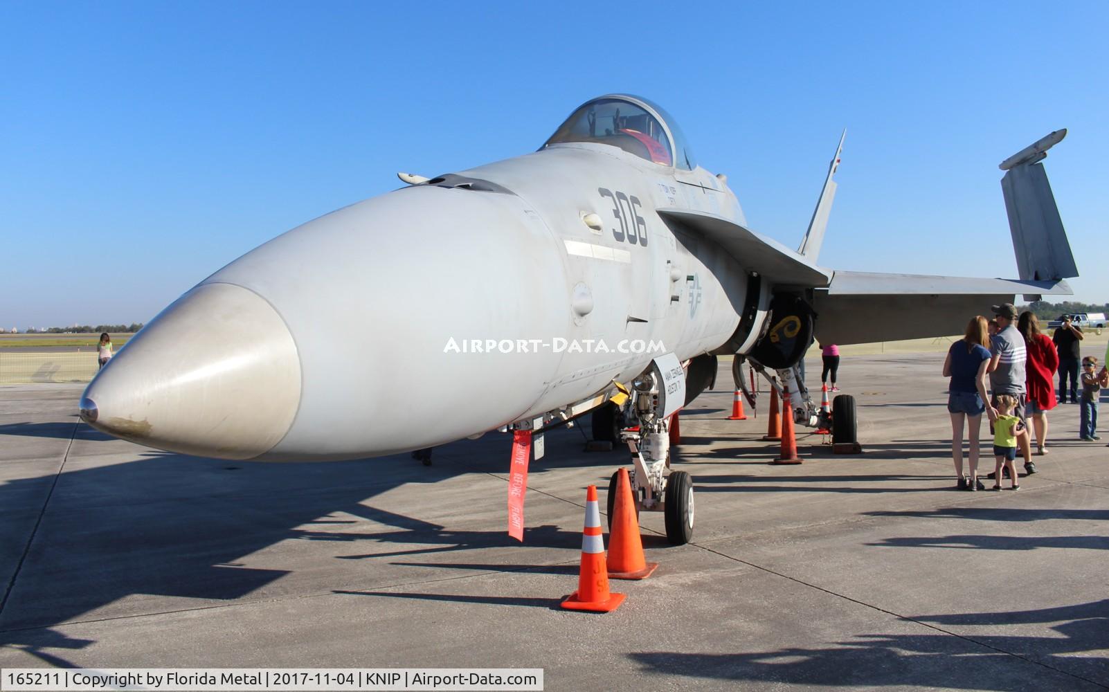 165211, McDonnell Douglas F/A-18C Hornet C/N 1384/C436, NAS JAX 2017