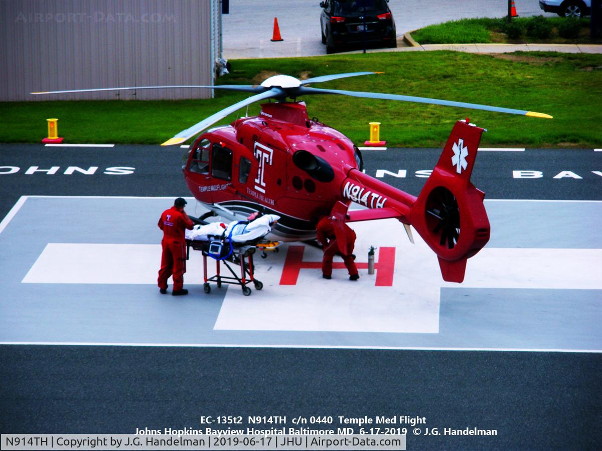 N914TH, 2005 Eurocopter EC-135T-2 C/N 0440, Patient to triage.