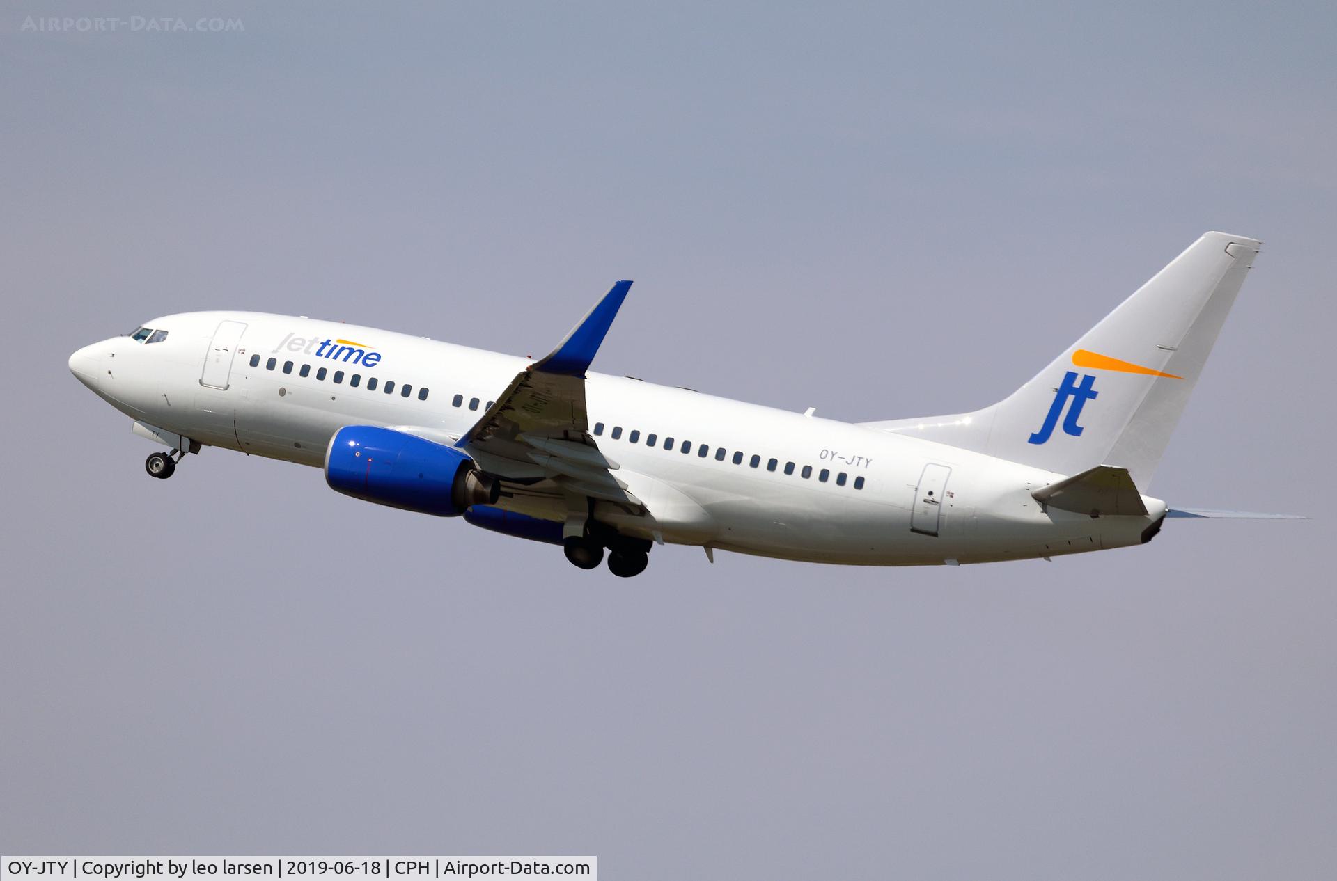 OY-JTY, 2001 Boeing 737-7Q8 C/N 30727, Copenhagen 18.6.2019