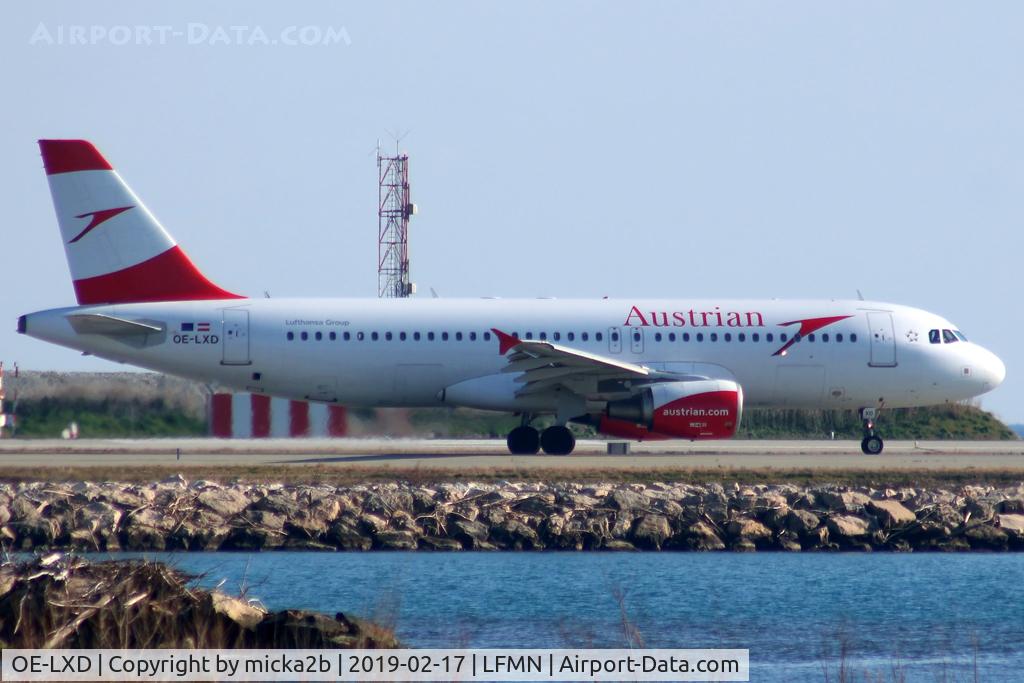 OE-LXD, 2008 Airbus A320-216 C/N 3515, Taxiing