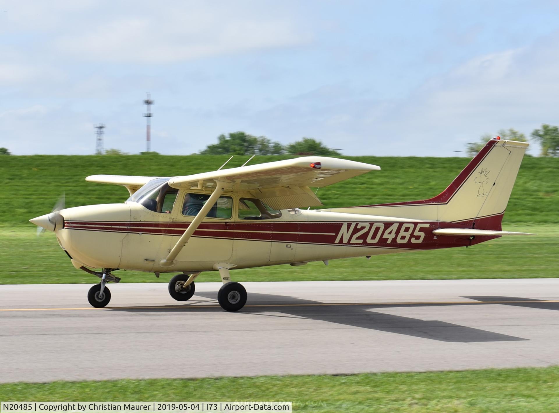 N20485, 1973 Cessna 172M C/N 17261328, Cessna 172M touching down