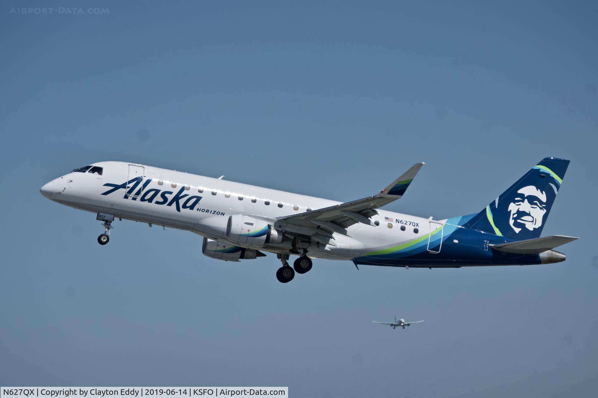 N627QX, 2017 Embraer 175LR (ERJ-170-200LR) C/N 17000679, SFO 2019.