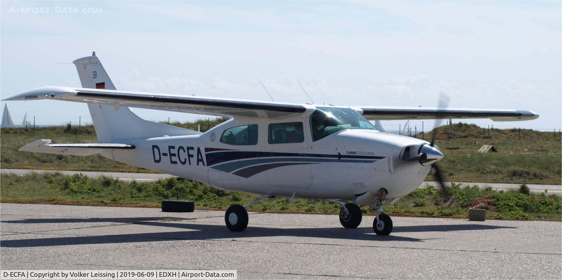 D-ECFA, 1970 Cessna 210 Turbo Centurion C/N 21059212, Taxi to RWY