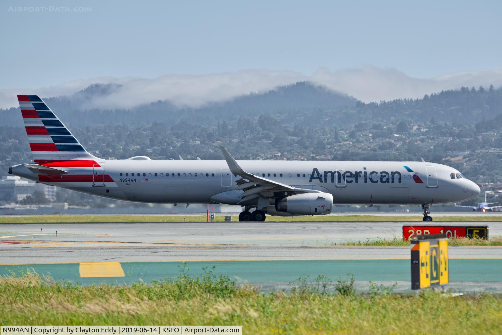 N994AN, 2016 Airbus A321-231 C/N 7407, SFO 2019.