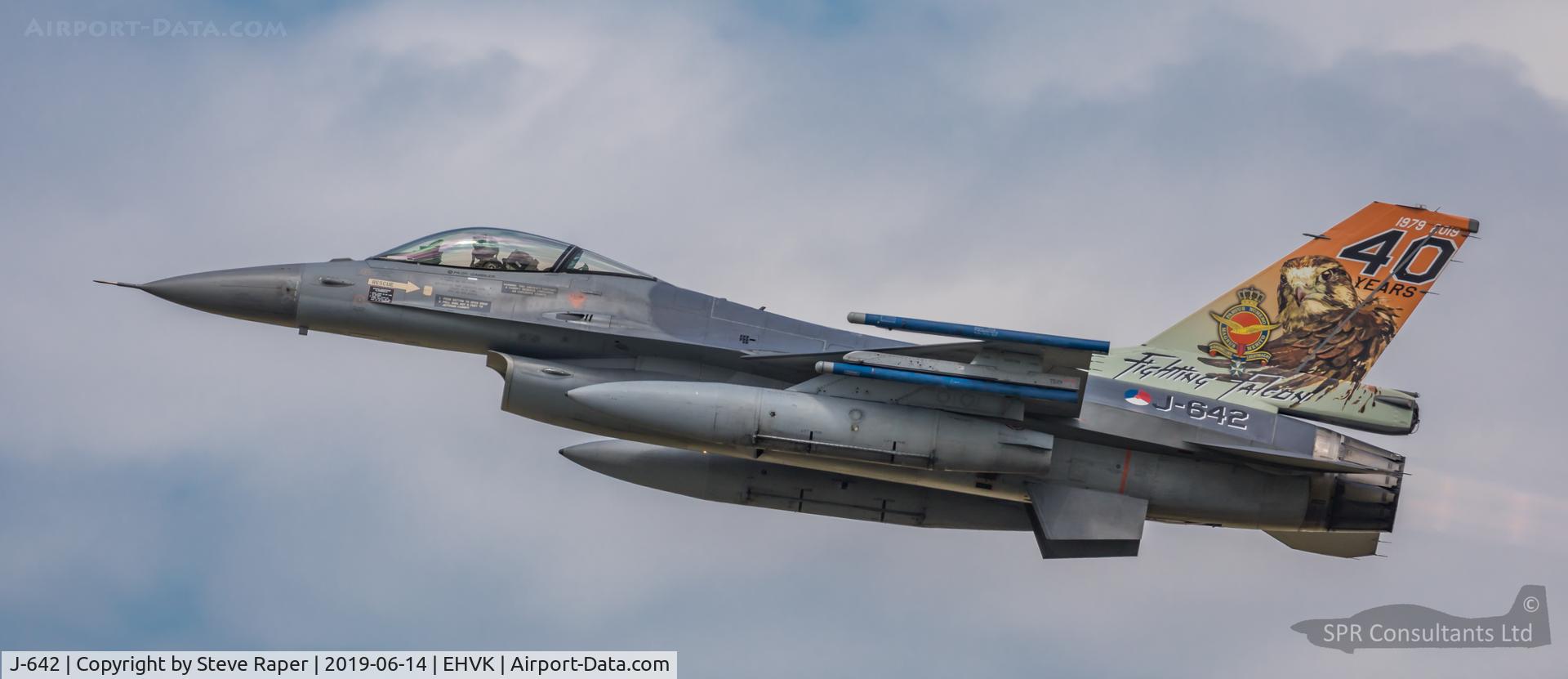 J-642, Fokker F-16AM Fighting Falcon C/N 6D-74, Royal Netherlands Air Force Base Volkel air day 14 June 2019
Special Tail