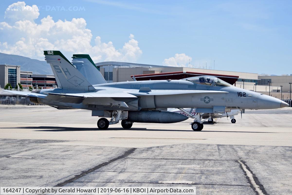 164247, 1991 McDonnell Douglas F/A-18C Hornet C/N 1010/C230, Taxiing to Alpha. Now SH-162, VMFAT-101 