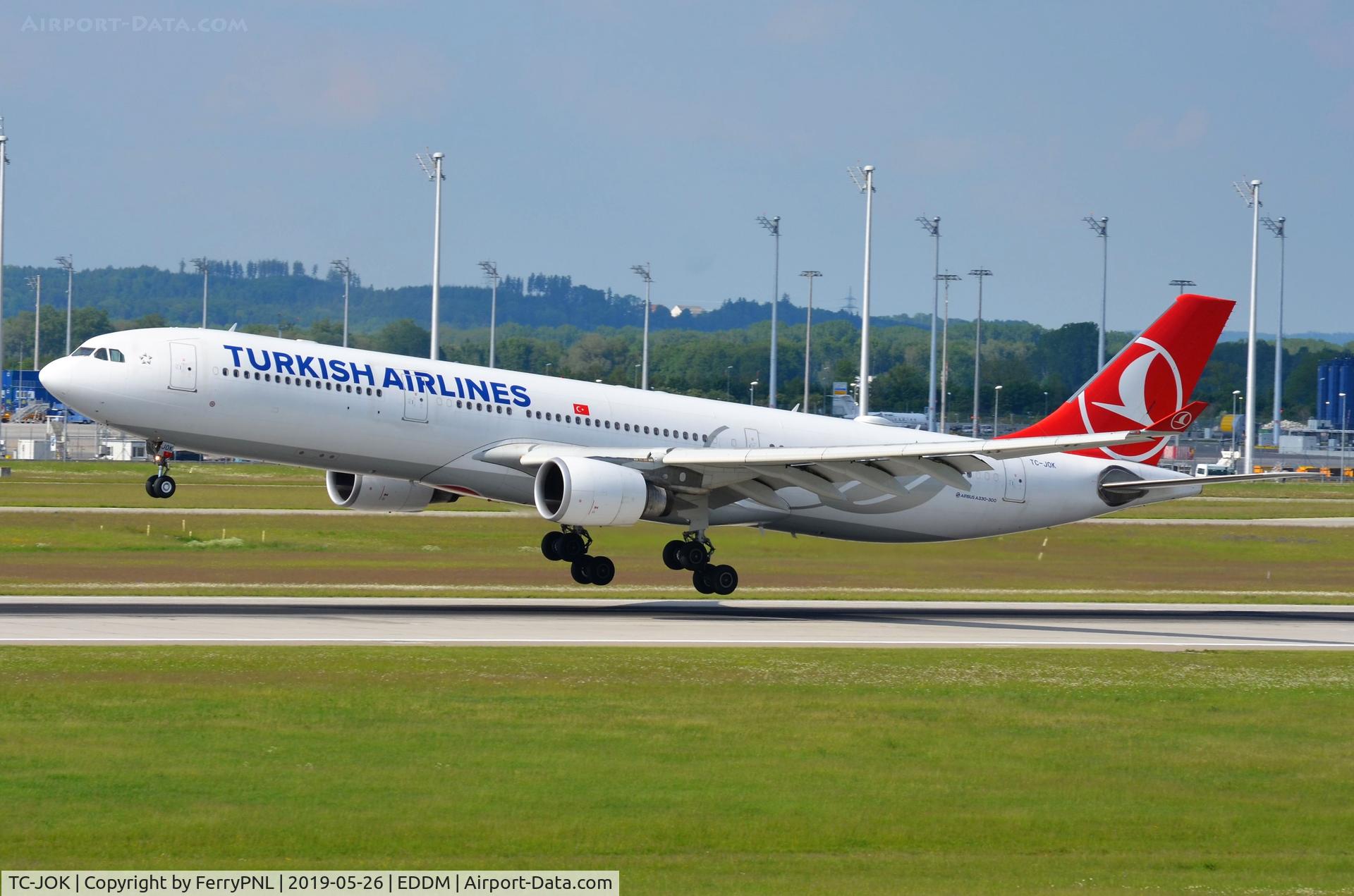 TC-JOK, 2015 Airbus A330-303 C/N 1642, Turkish A333 landing