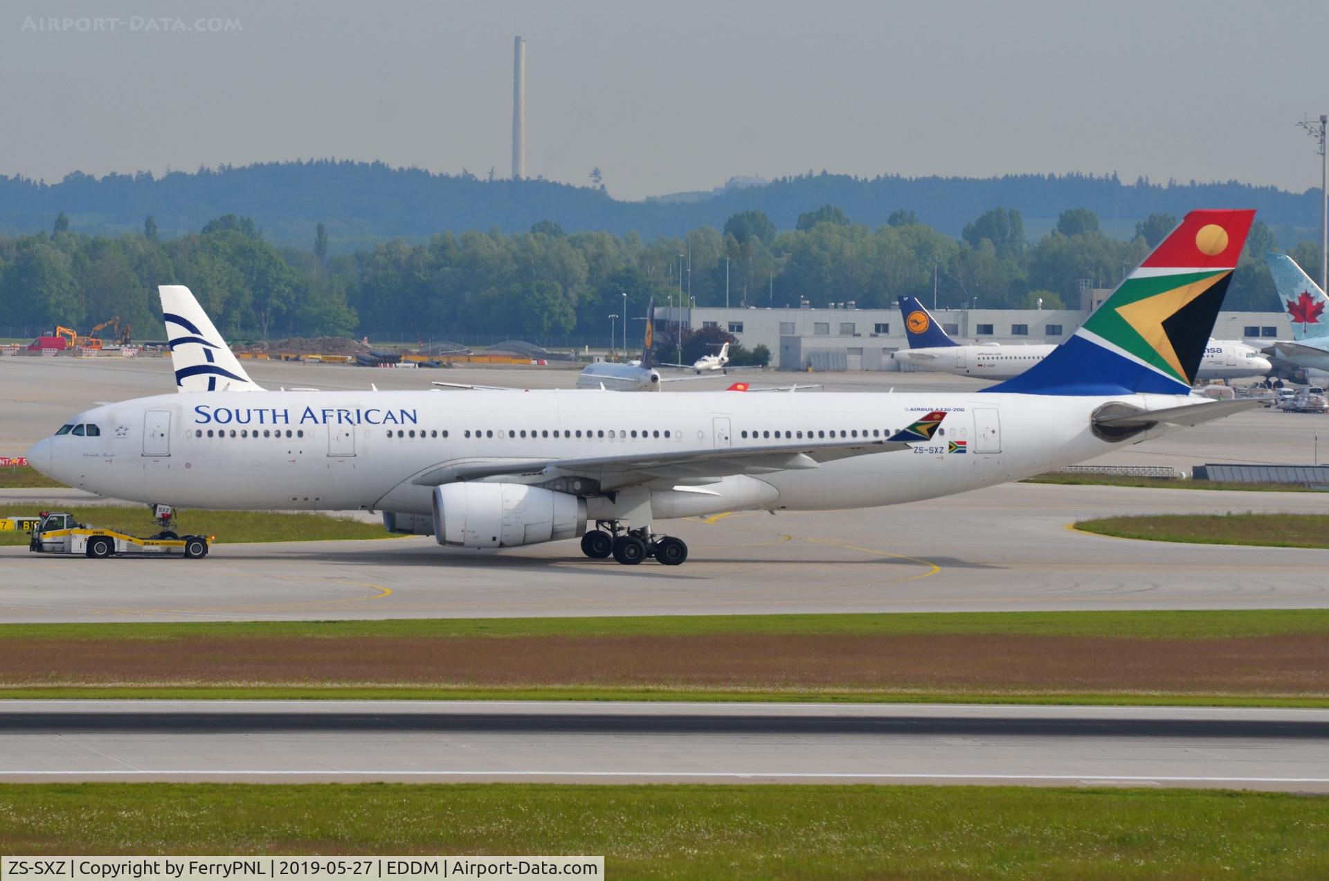 ZS-SXZ, 2010 Airbus A330-243 C/N 1191, SAA A332 under tow