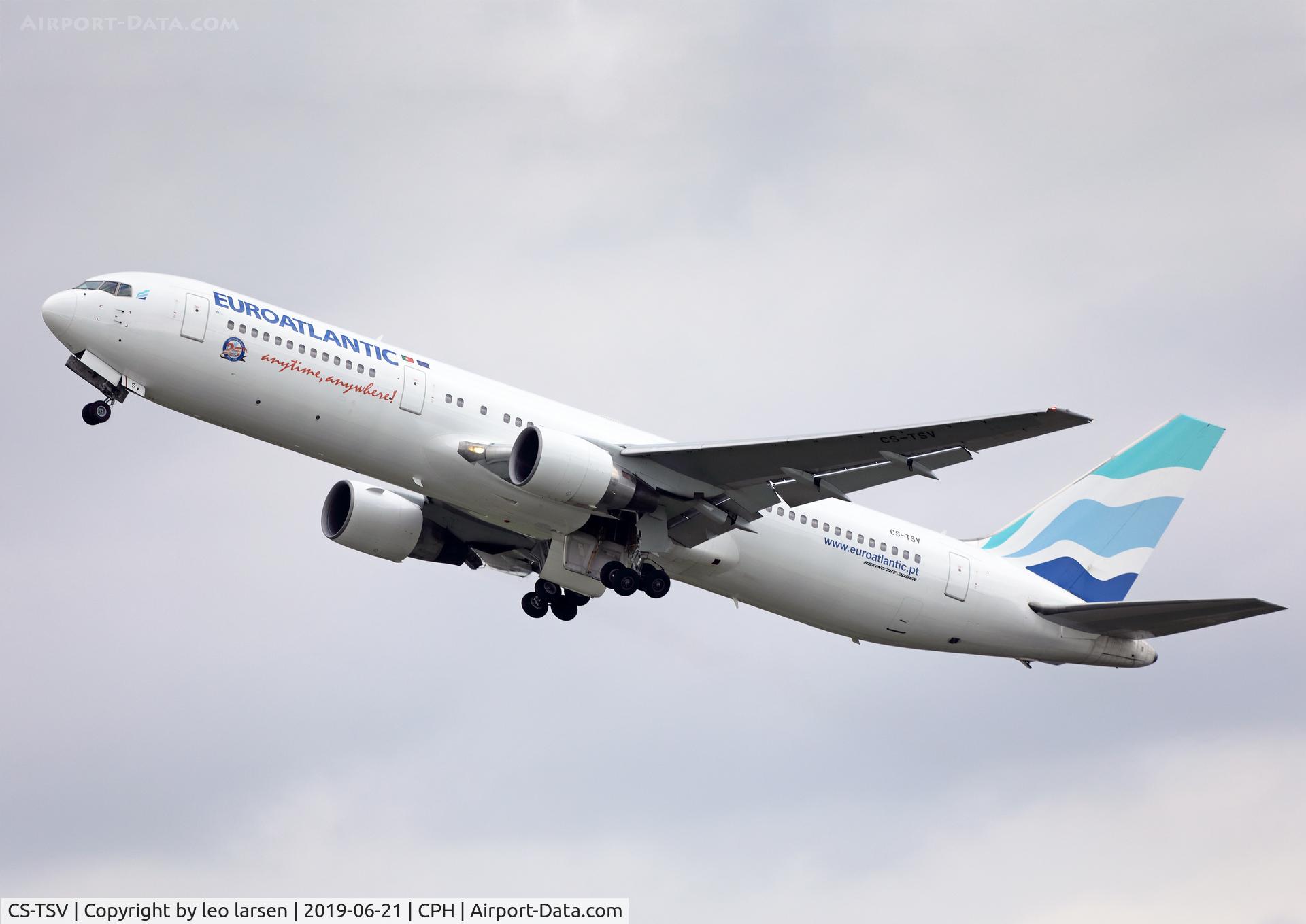 CS-TSV, 2003 Boeing B-767-34P C/N 33049, Copenhagen 21.6.2019