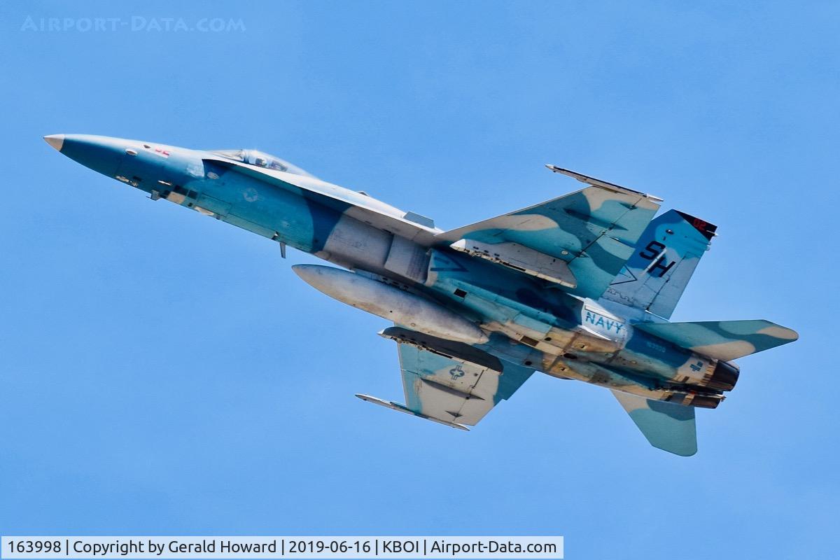 163998, 1989 McDonnell Douglas F/A-18C Hornet C/N 0880/C146, VMFAT-101 