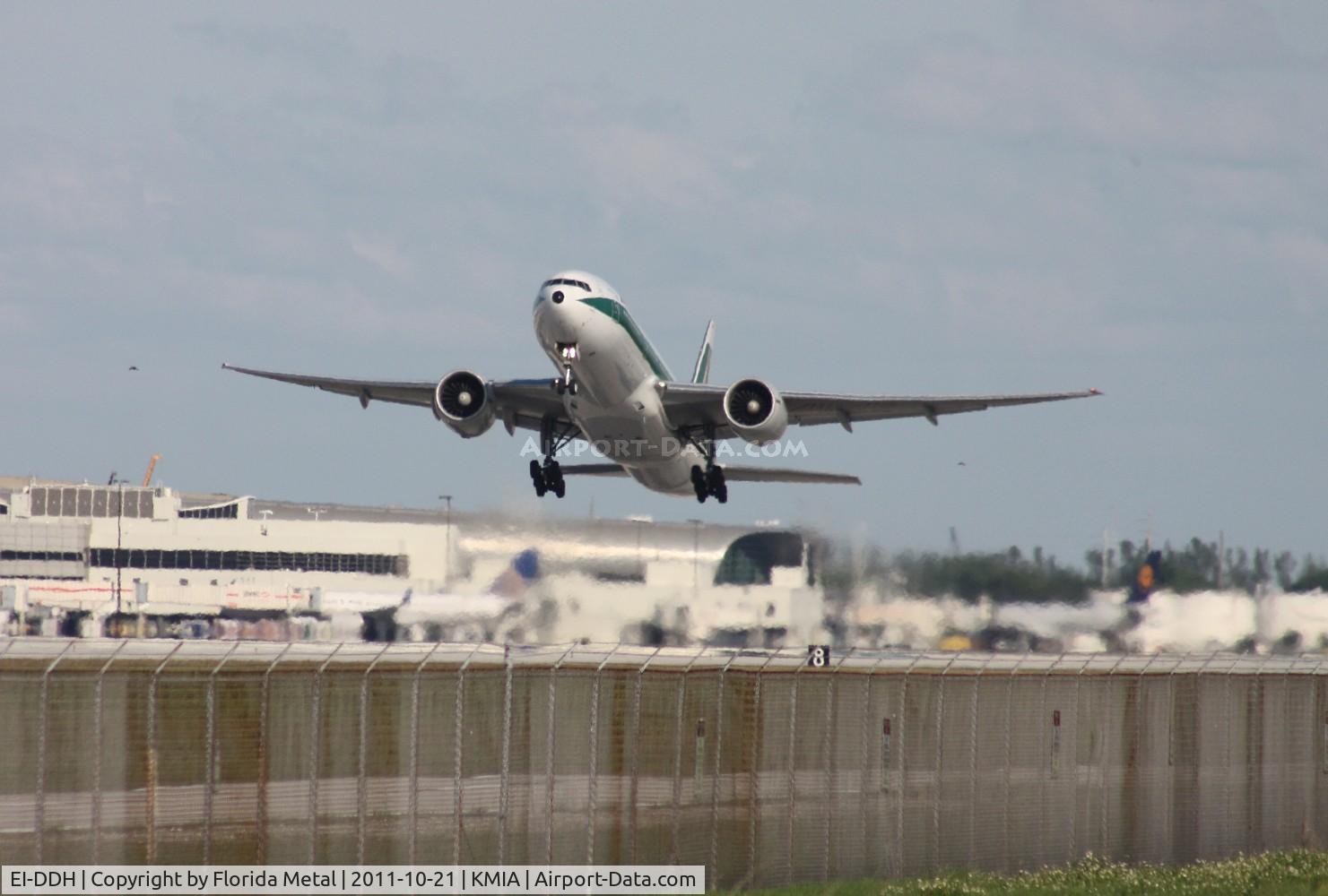 EI-DDH, 2004 Boeing 777-243/ER C/N 32784, MIA Spotting