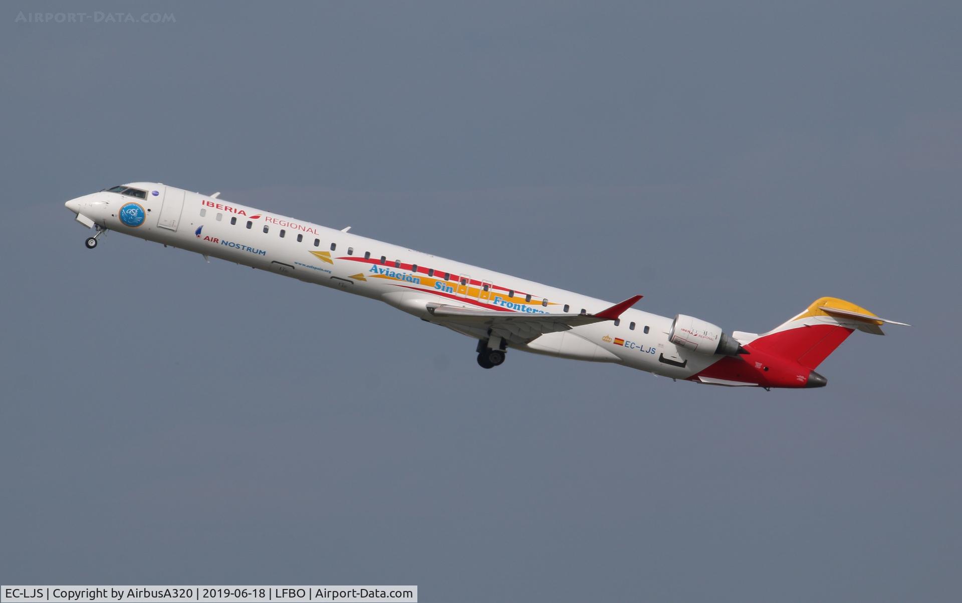 EC-LJS, 2010 Bombardier CRJ-1000ER NG (CL-600-2E25) C/N 19003, Departing Toulouse