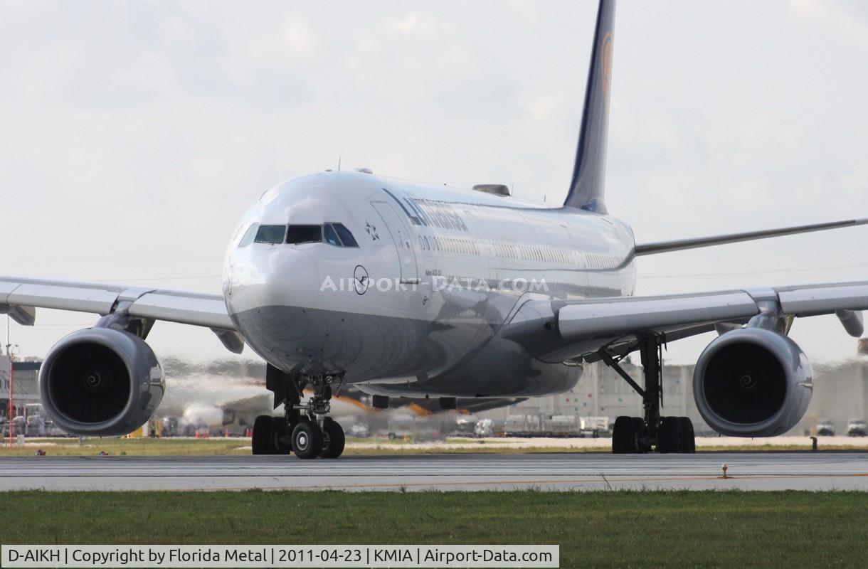 D-AIKH, 2005 Airbus A330-343X C/N 648, MIA spotting