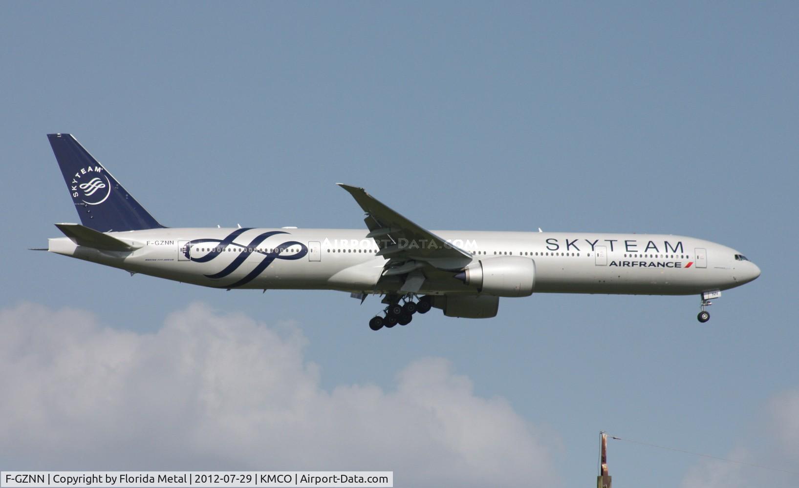 F-GZNN, 2012 Boeing 777-328/ER C/N 40376, MCO spotting