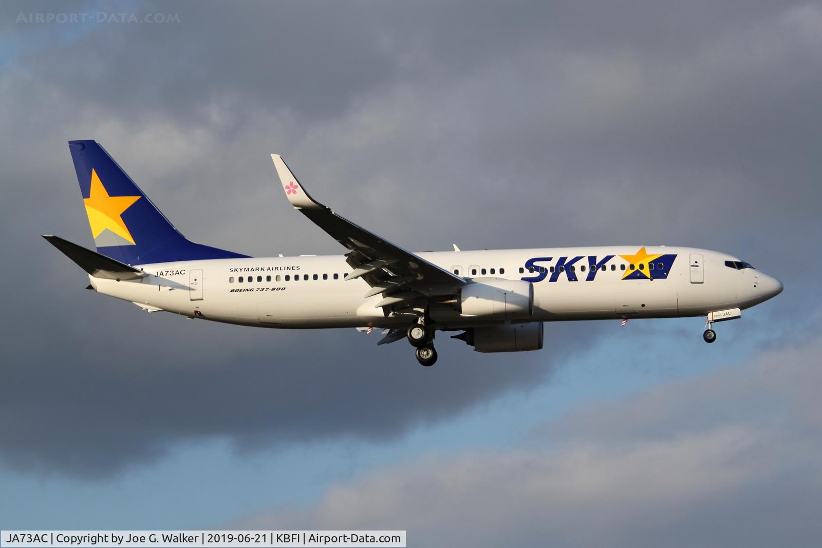JA73AC, 2019 Boeing 737-8AL C/N 63410, Final 737 NG built. Aircraft seen on final to BFI after a pre-delivery test flight.