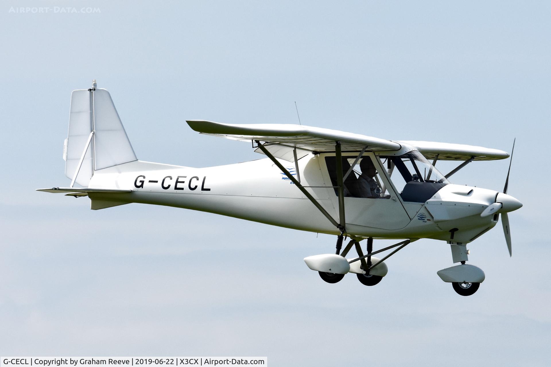 G-CECL, 2006 Comco Ikarus C42 FB80 C/N 0607-6834, Landing at Northrepps.
