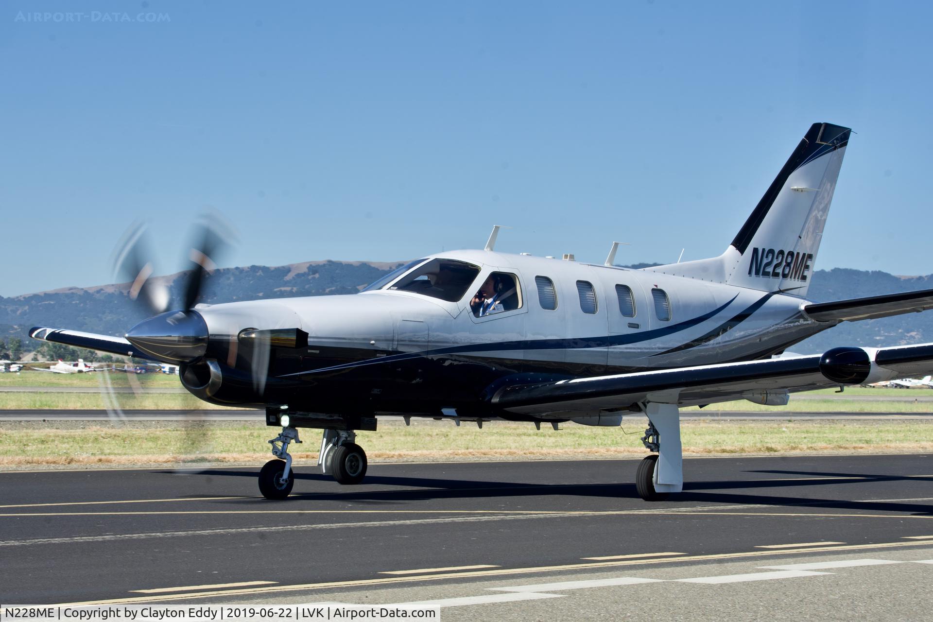 N228ME, 1992 Socata TBM-700 C/N 49, Livermore Airport California 2019.