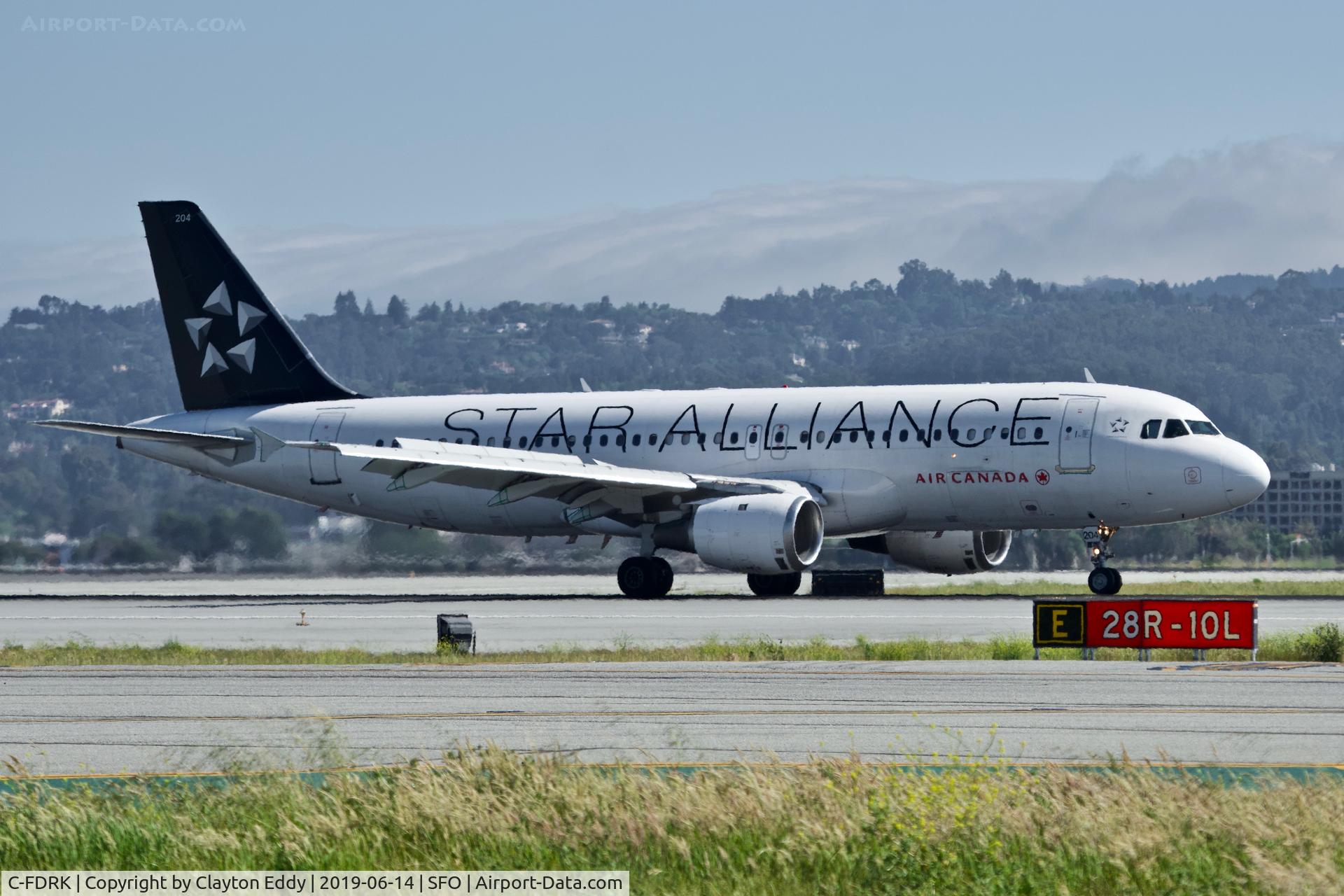 C-FDRK, 1990 Airbus A320-211 C/N 084, SFO 2019.
