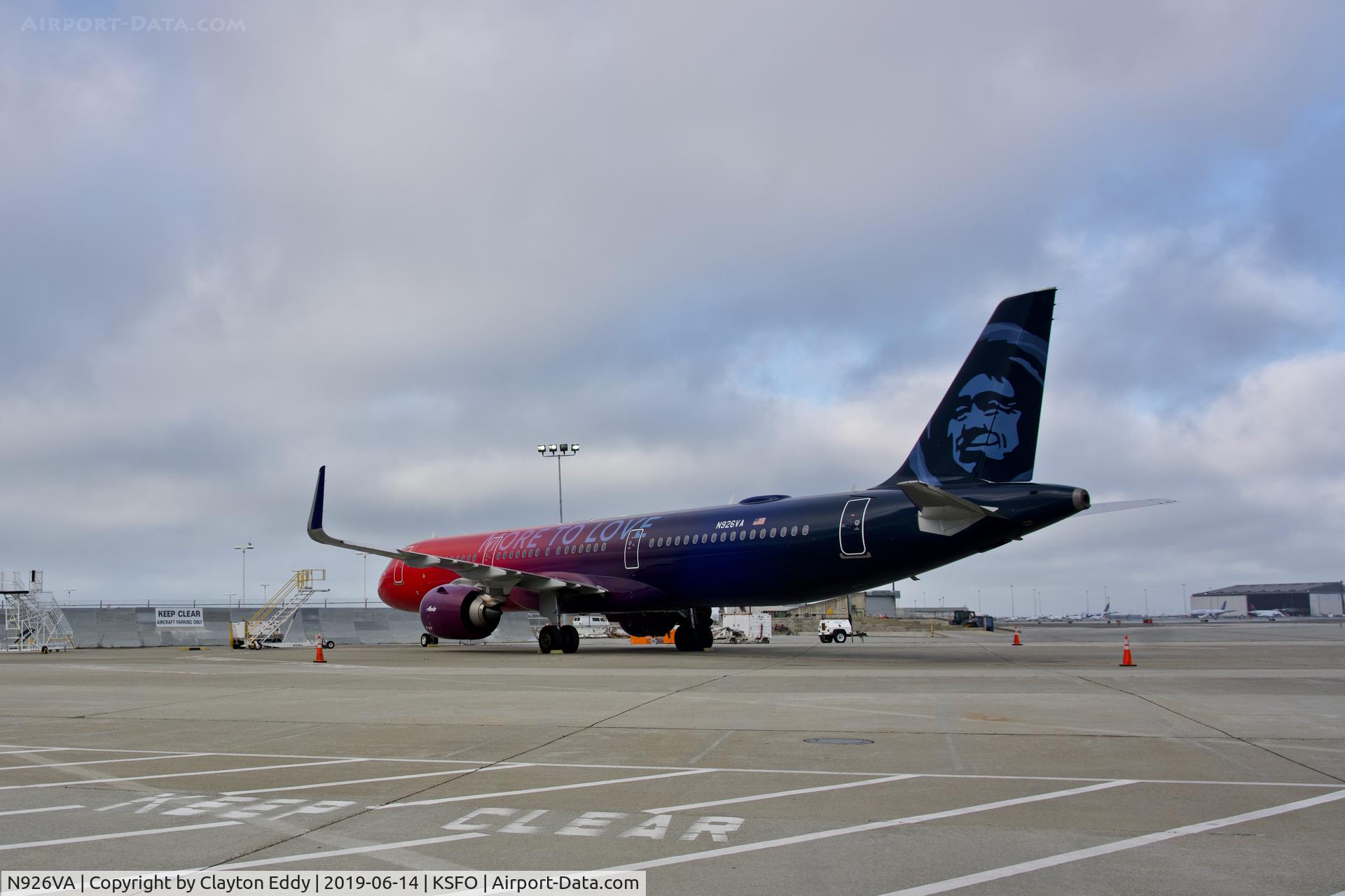 N926VA, 2018 Airbus A321-253N C/N 8120, SFO 2019.