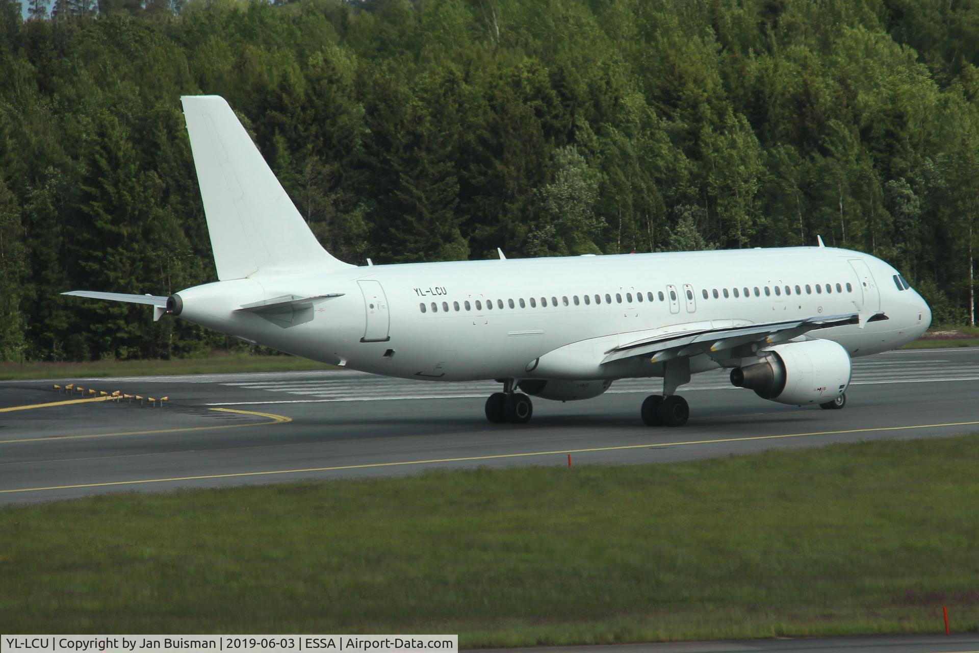 YL-LCU, 2002 Airbus A320-214 C/N 1762, easyJet Europe