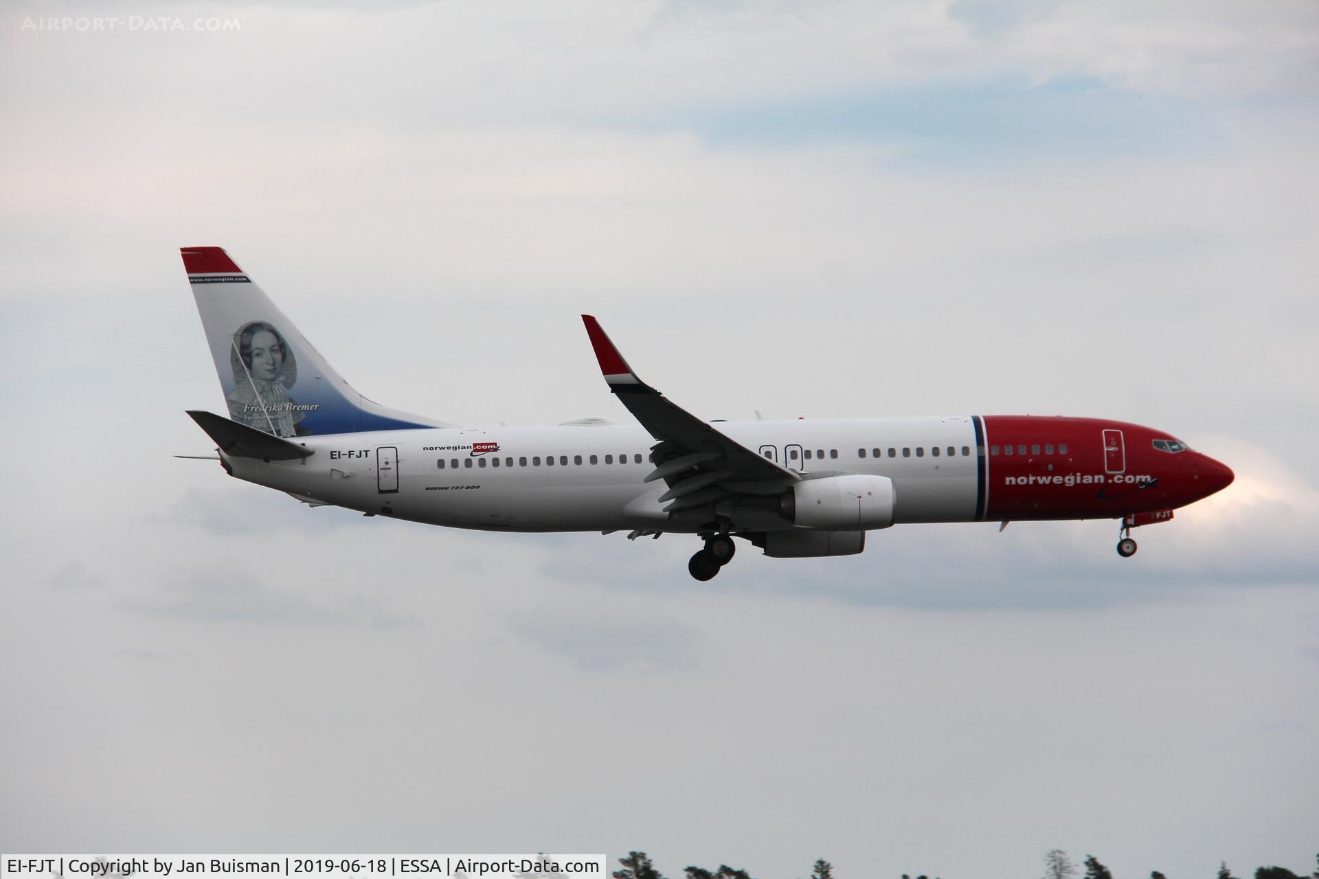 EI-FJT, 2016 Boeing 737-8JP C/N 42079, Norwegian
