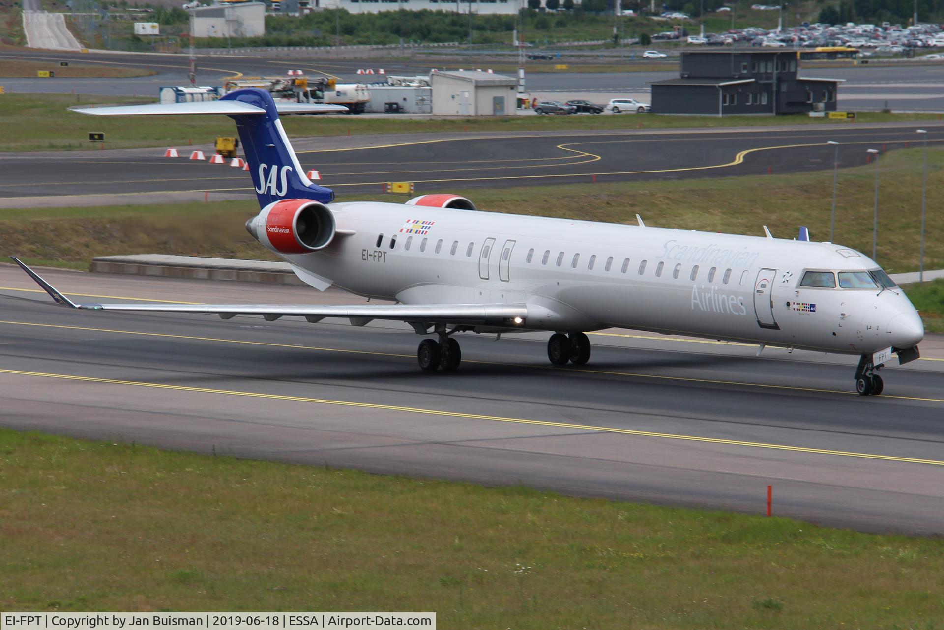 EI-FPT, 2017 Bombardier CRJ-900LR (CL-600-2D24) C/N 15438, SAS