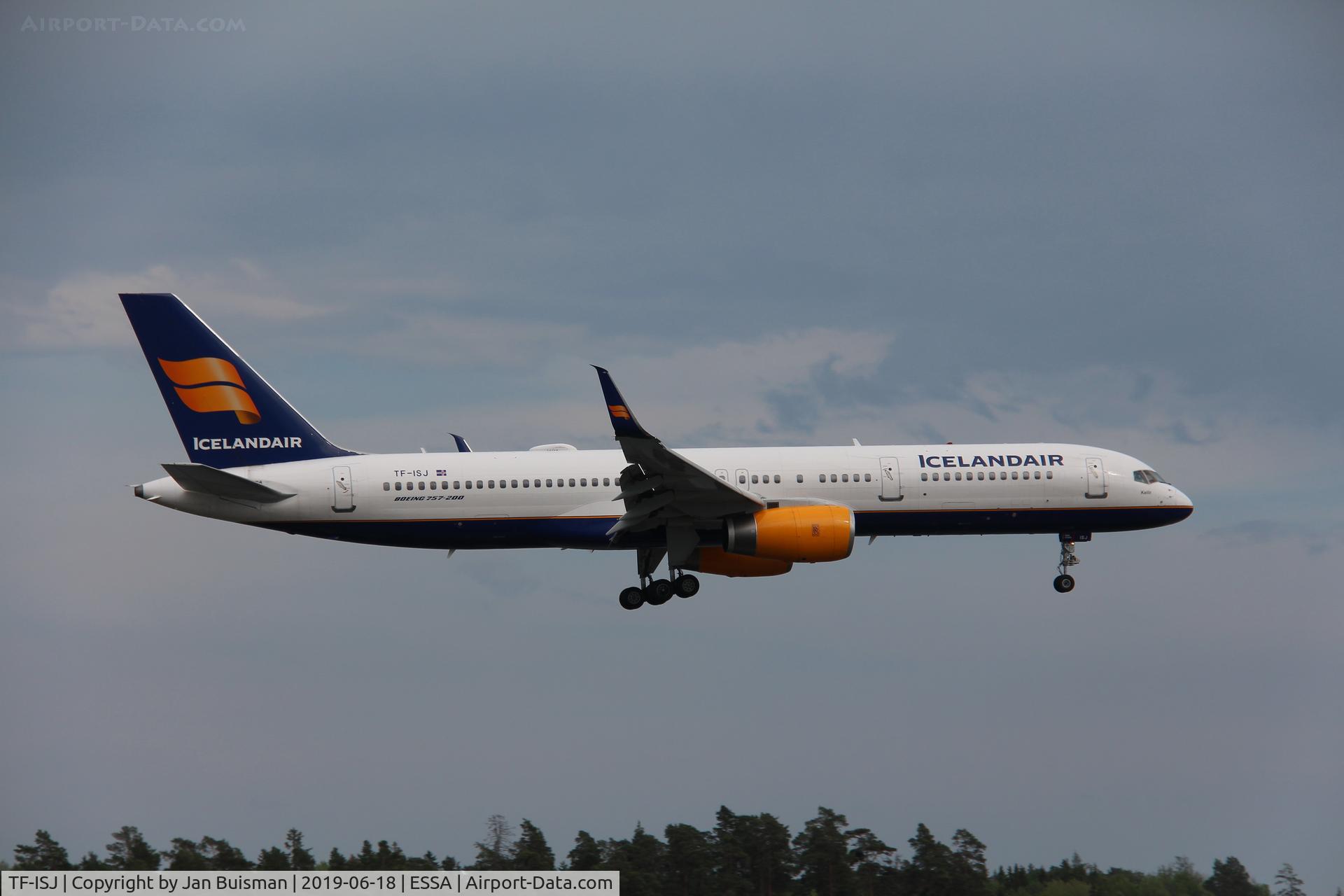 TF-ISJ, 1999 Boeing 757-256 C/N 26249, Icelandair
