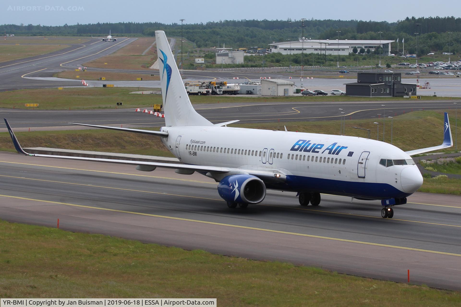 YR-BMI, 1998 Boeing 737-8K5 C/N 27980, Blue Air