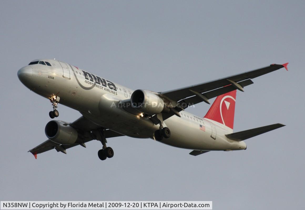 N358NW, 1998 Airbus A320-212 C/N 832, TPA spotting