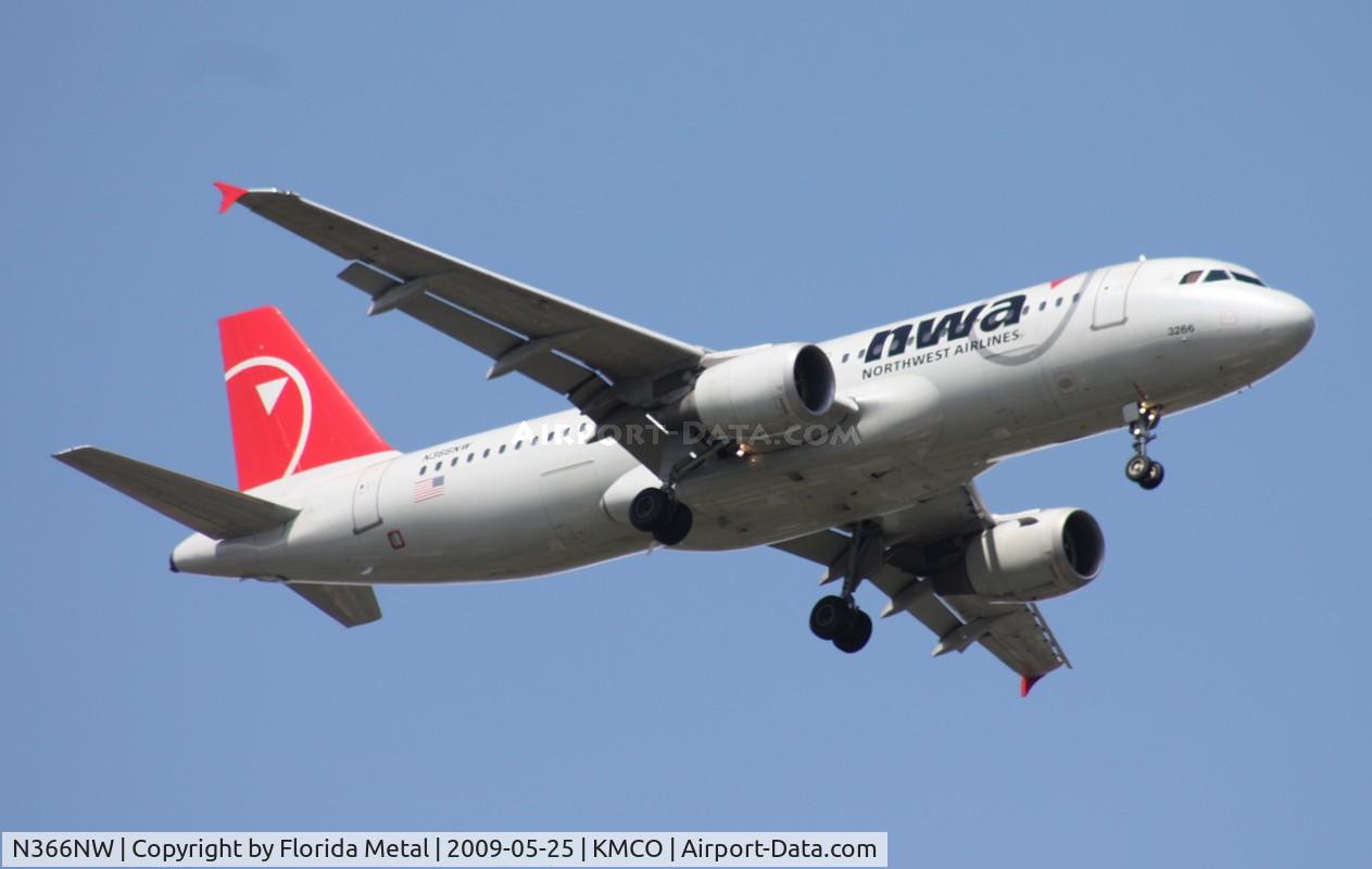 N366NW, 1999 Airbus A320-212 C/N 0981, MCO spotting