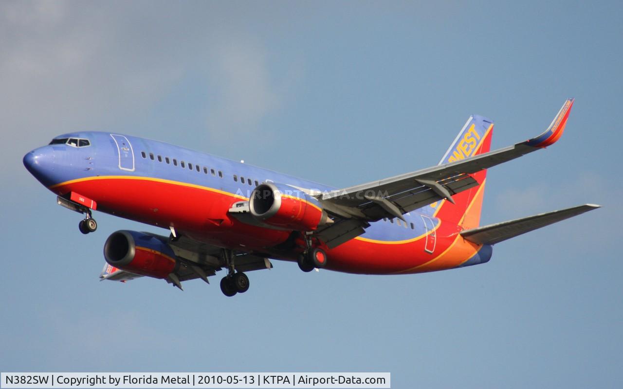 N382SW, 1994 Boeing 737-3H4 C/N 26588, TPA spotting