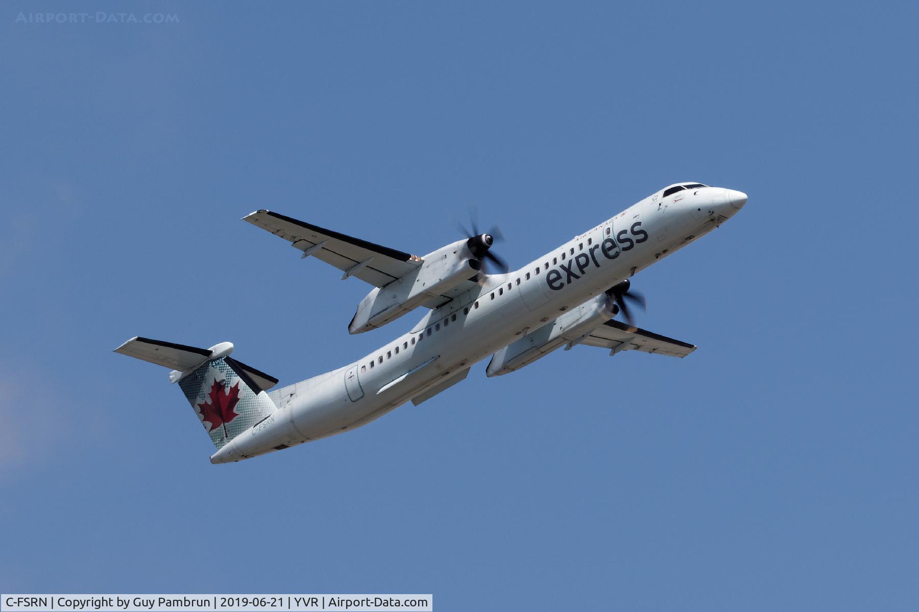 C-FSRN, 2007 De Havilland Canada DHC-8-402Q Dash 8 C/N 4170, Departing