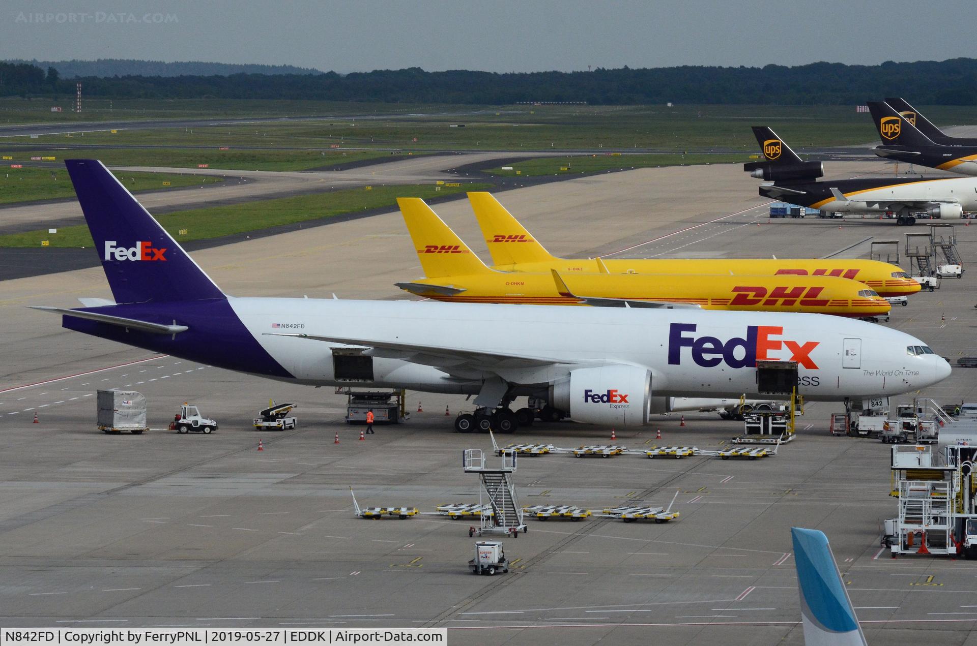 N842FD, 2011 Boeing 777-FHT C/N 38969/947, Fedex B772F on the ramp in CGN