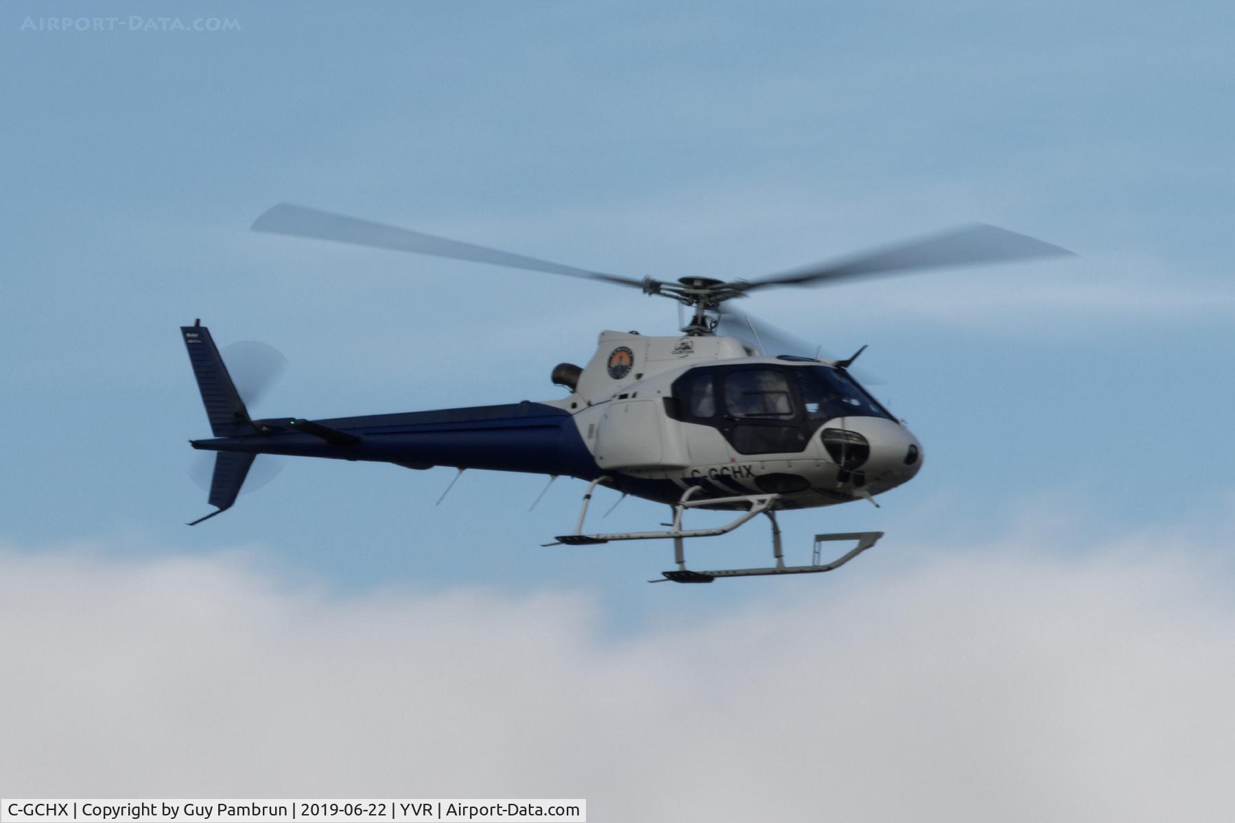 C-GCHX, 1991 Aerospatiale AS-350BA Ecureuil C/N 2517, Landing