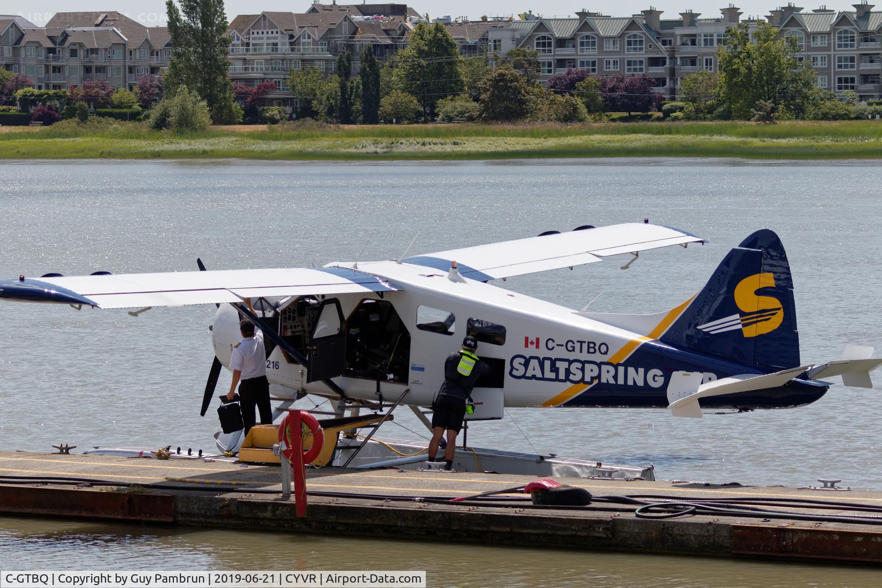 C-GTBQ, 1959 De Havilland Canada U-6A Beaver C/N 1316, Departing