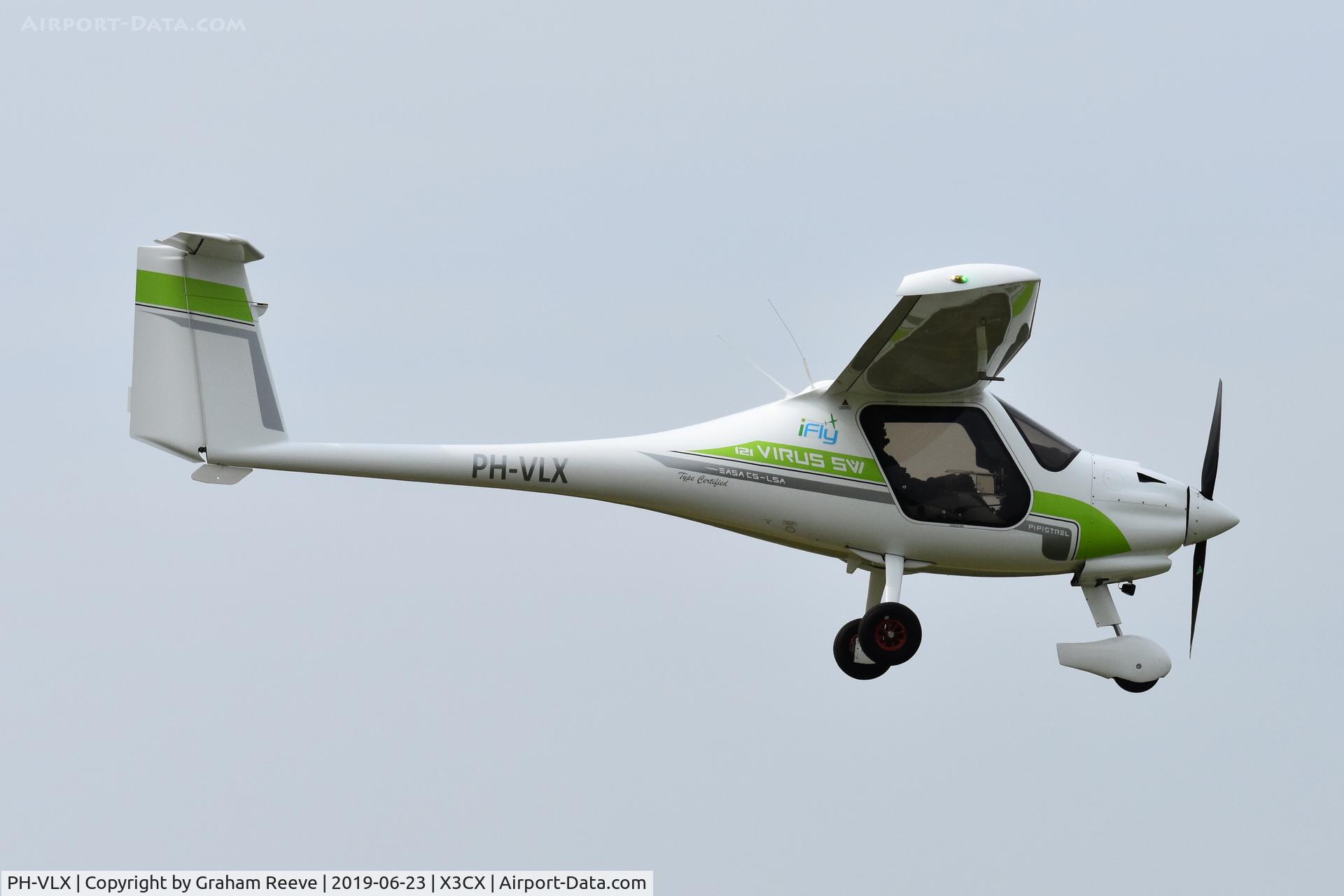 PH-VLX, 2016 Pipistrel Virus SW 121 C/N VSW 1210006, Landing at Northrepps.