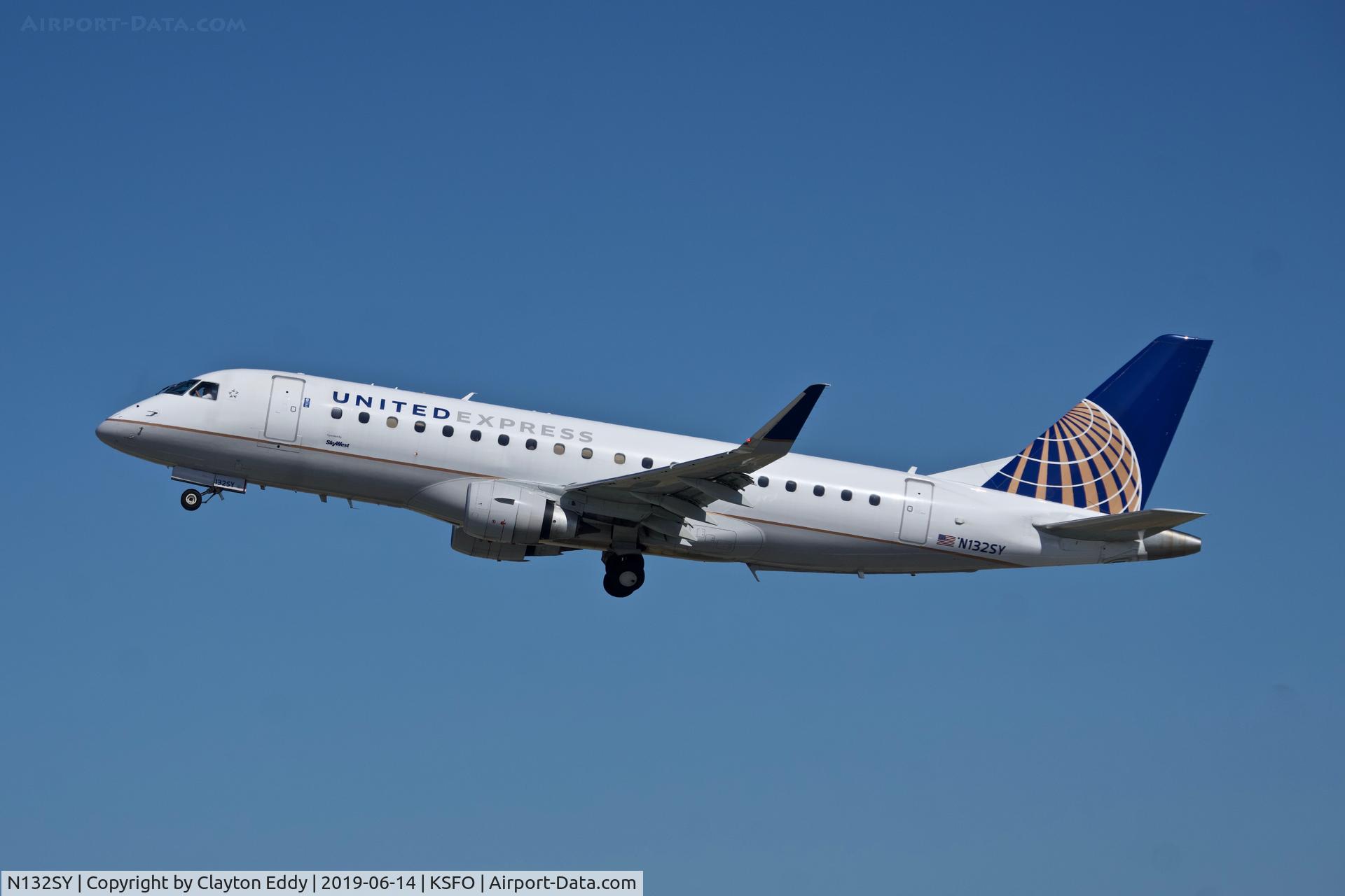 N132SY, 2015 Embraer 170LR (ERJ-170-100LR) C/N 17000451, Departing runway 1 SFO 2019.