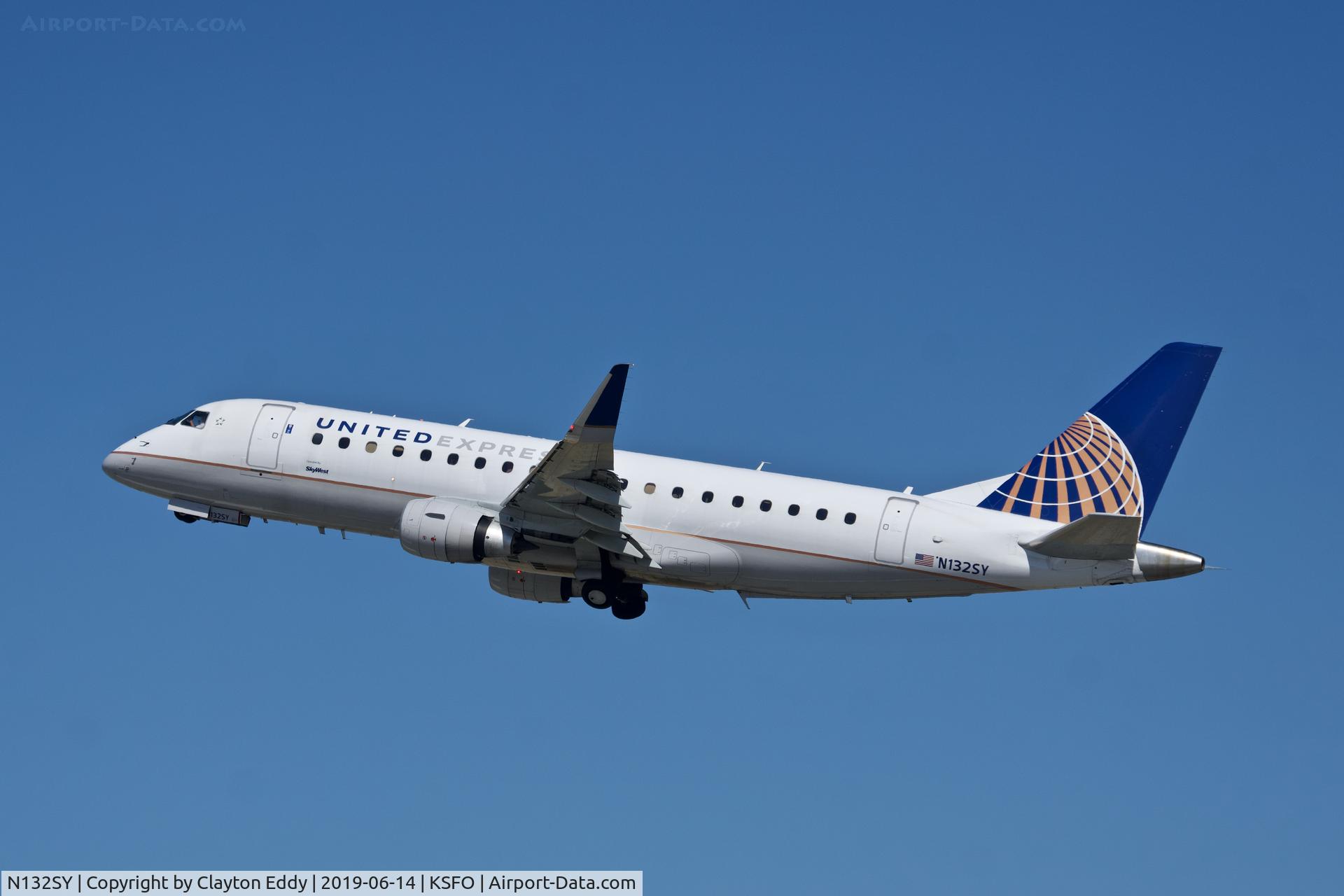 N132SY, 2015 Embraer 170LR (ERJ-170-100LR) C/N 17000451, Departing runway 1 SFO 2019.