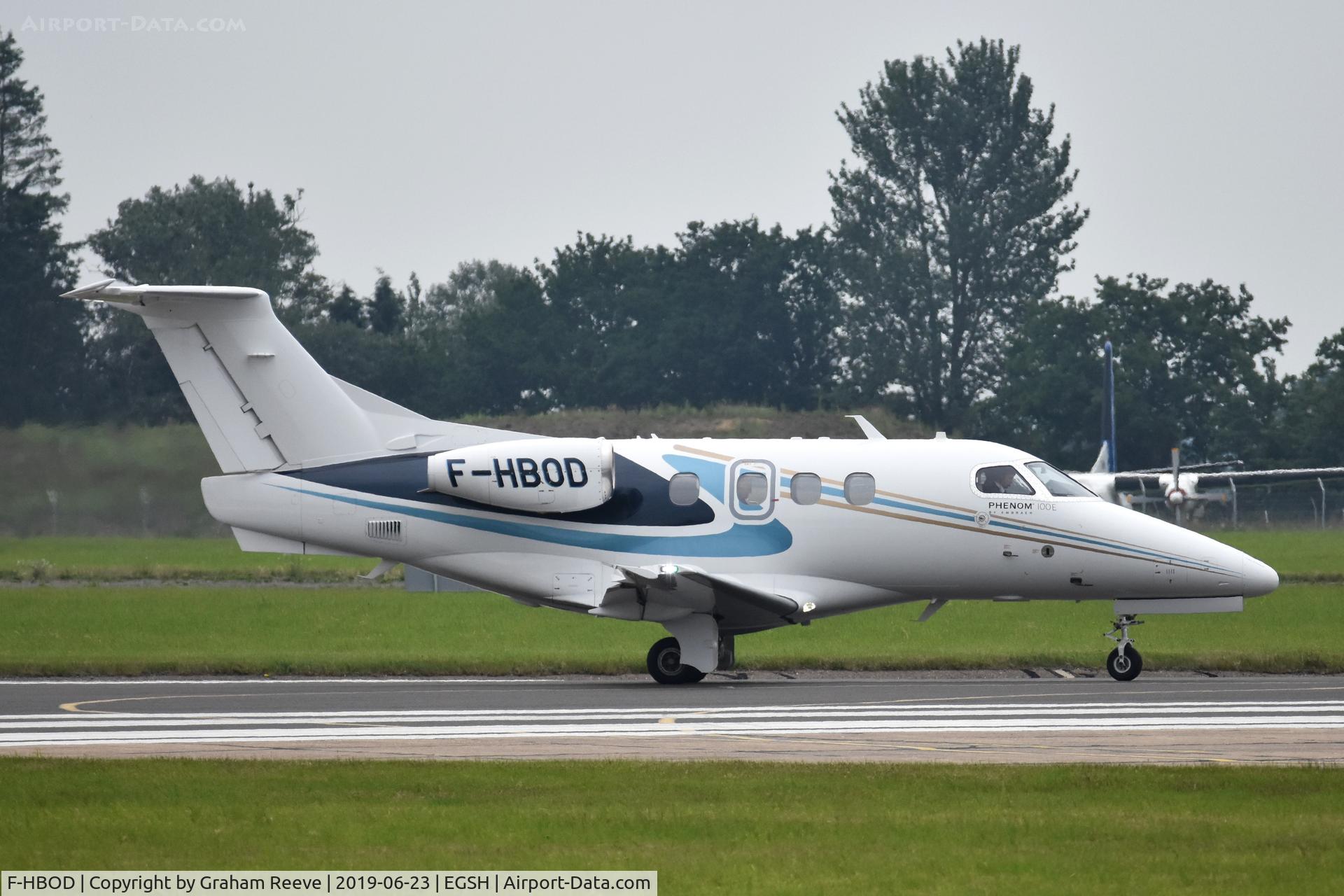 F-HBOD, 2017 Embraer EMB-500 Phenom 100 C/N 50000366, Departing from Norwich.